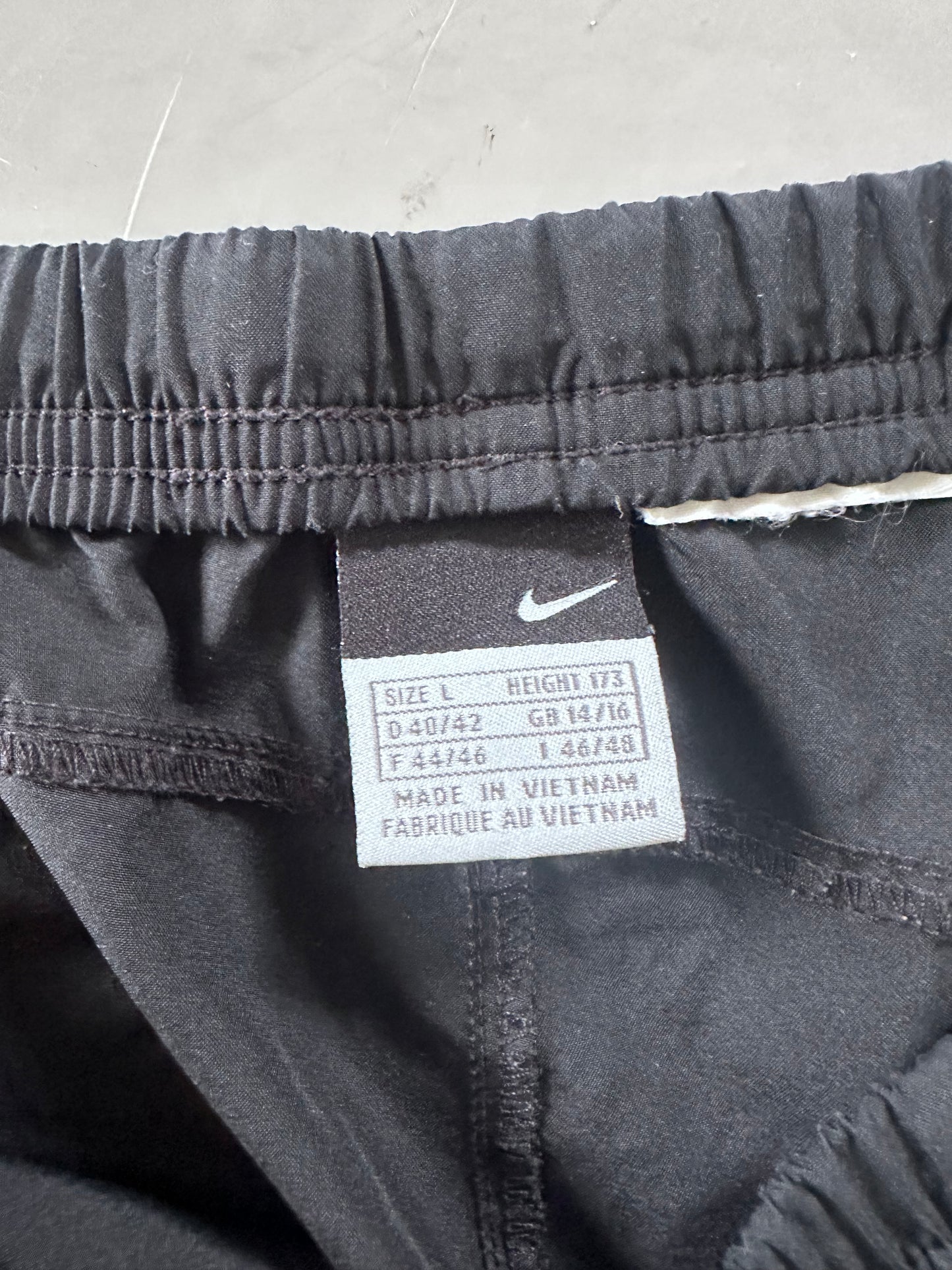 Nike Vintage Trackpants | M