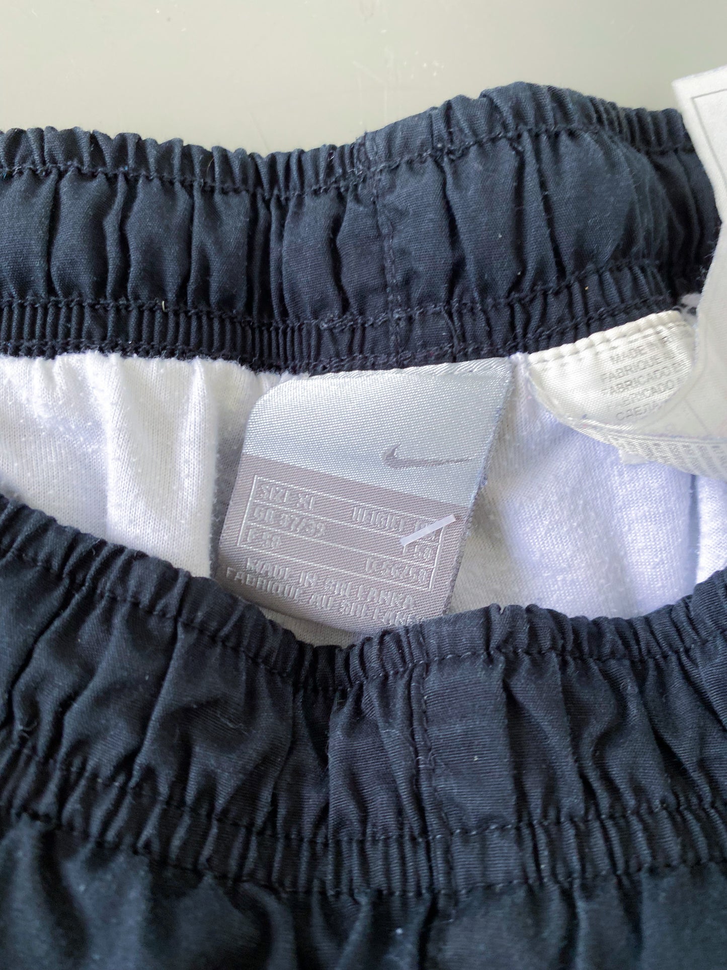 Nike Vintage Trackpants | M