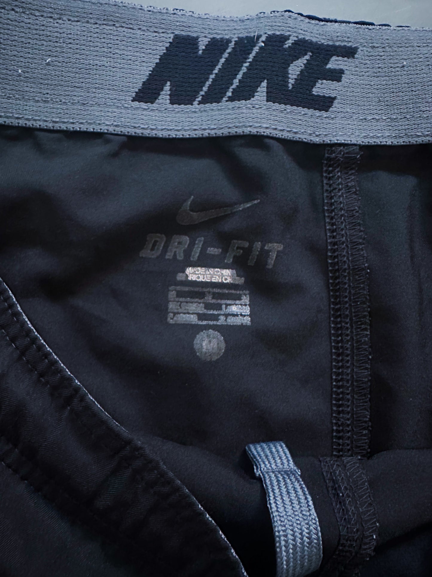 Nike Vintage *Classic* Trackpants | M