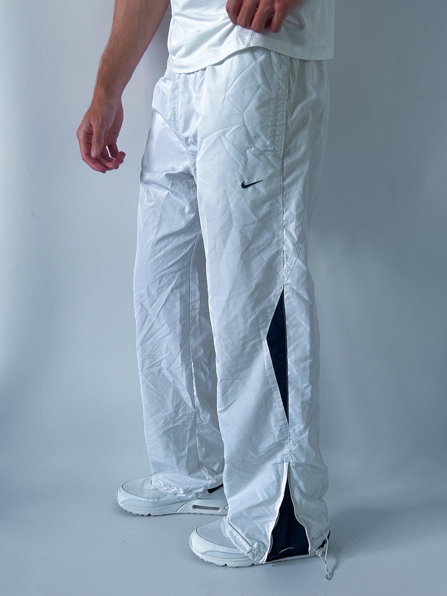 NIKE VINTAGE TRACKPANTS MYSTERY BOX (2 PIECES)