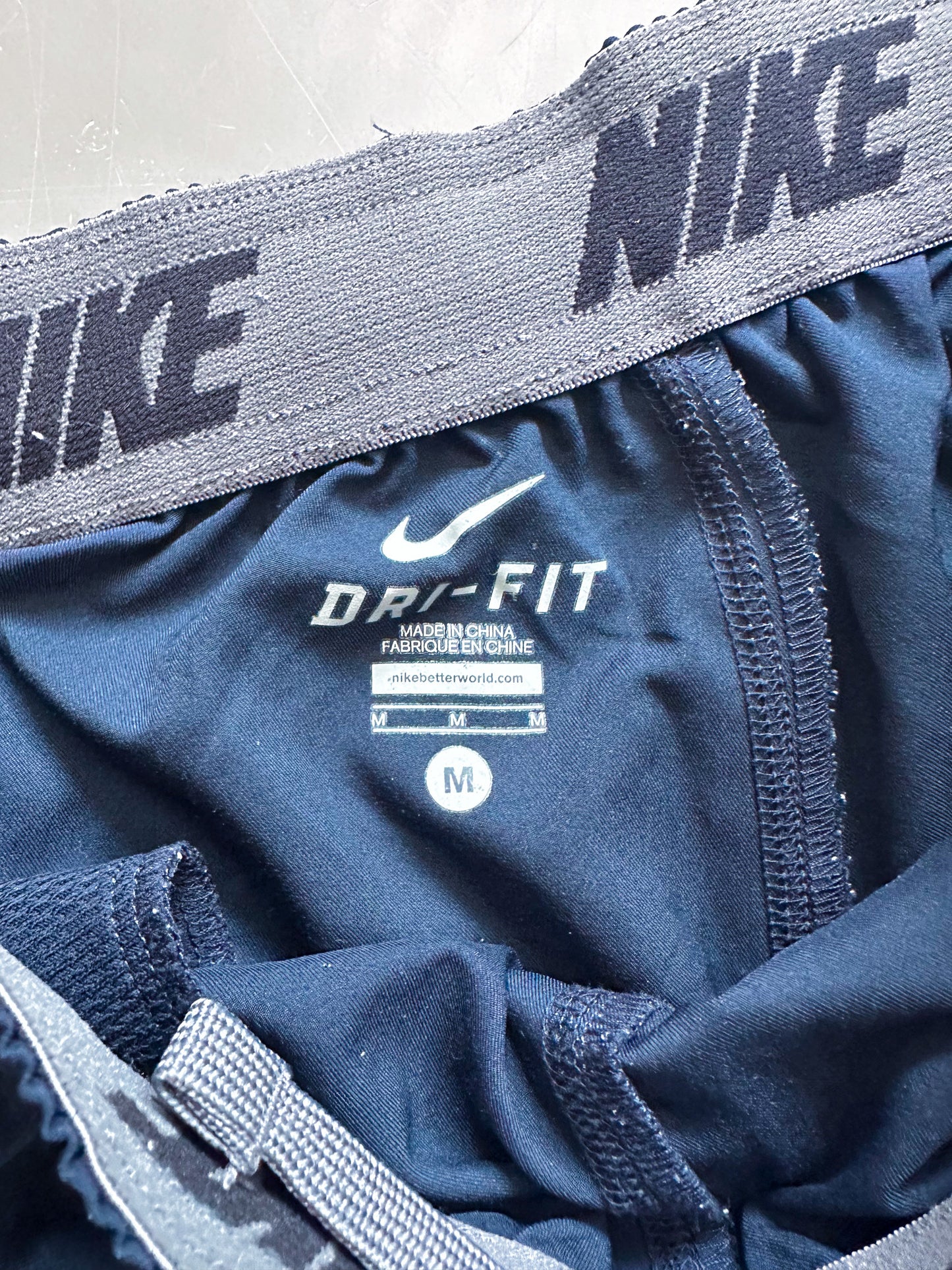 Nike Vintage *Classic* Trackpants | M