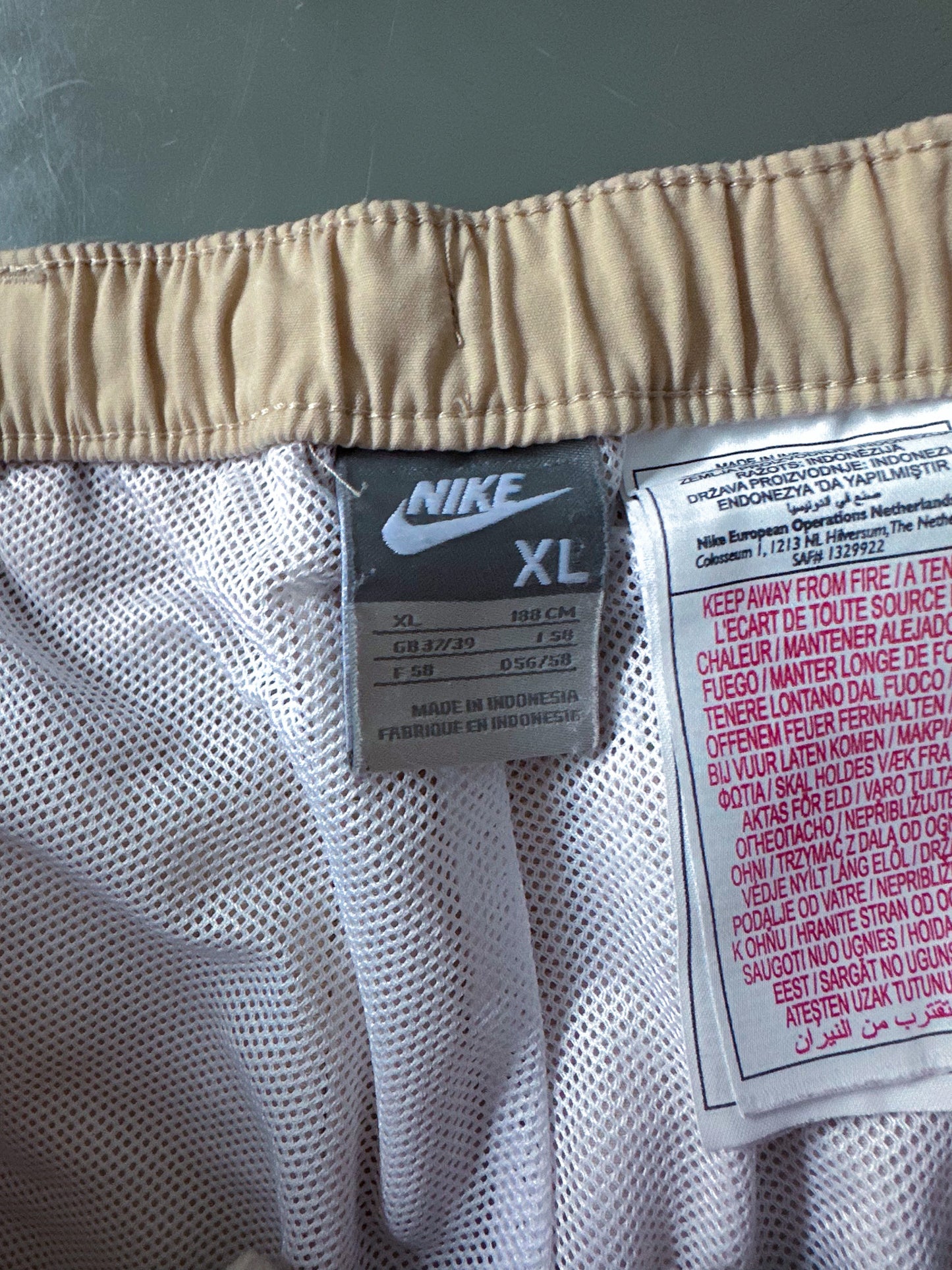Nike Vintage Trackpants | L
