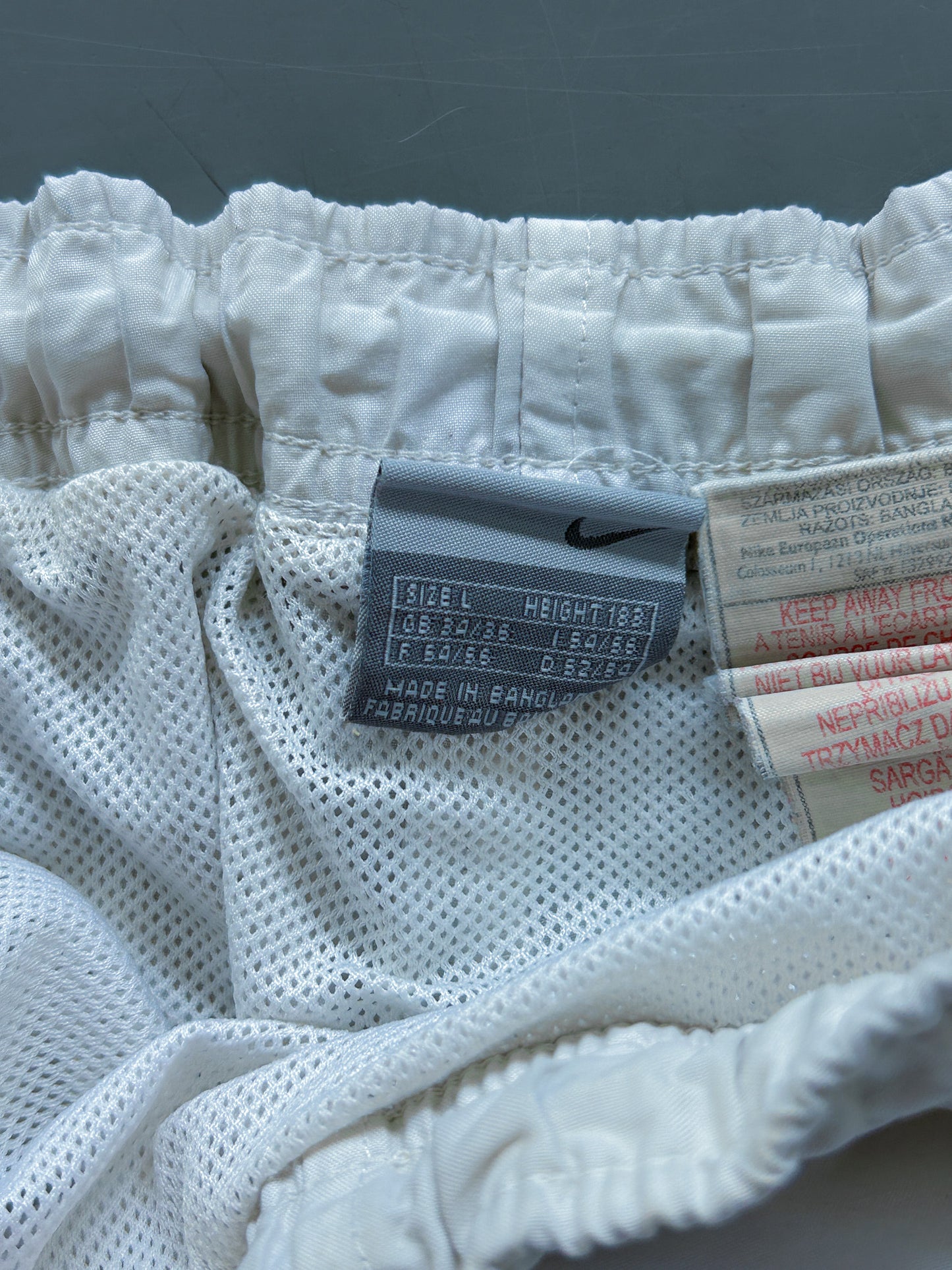 Vintage Nike Shorts | L