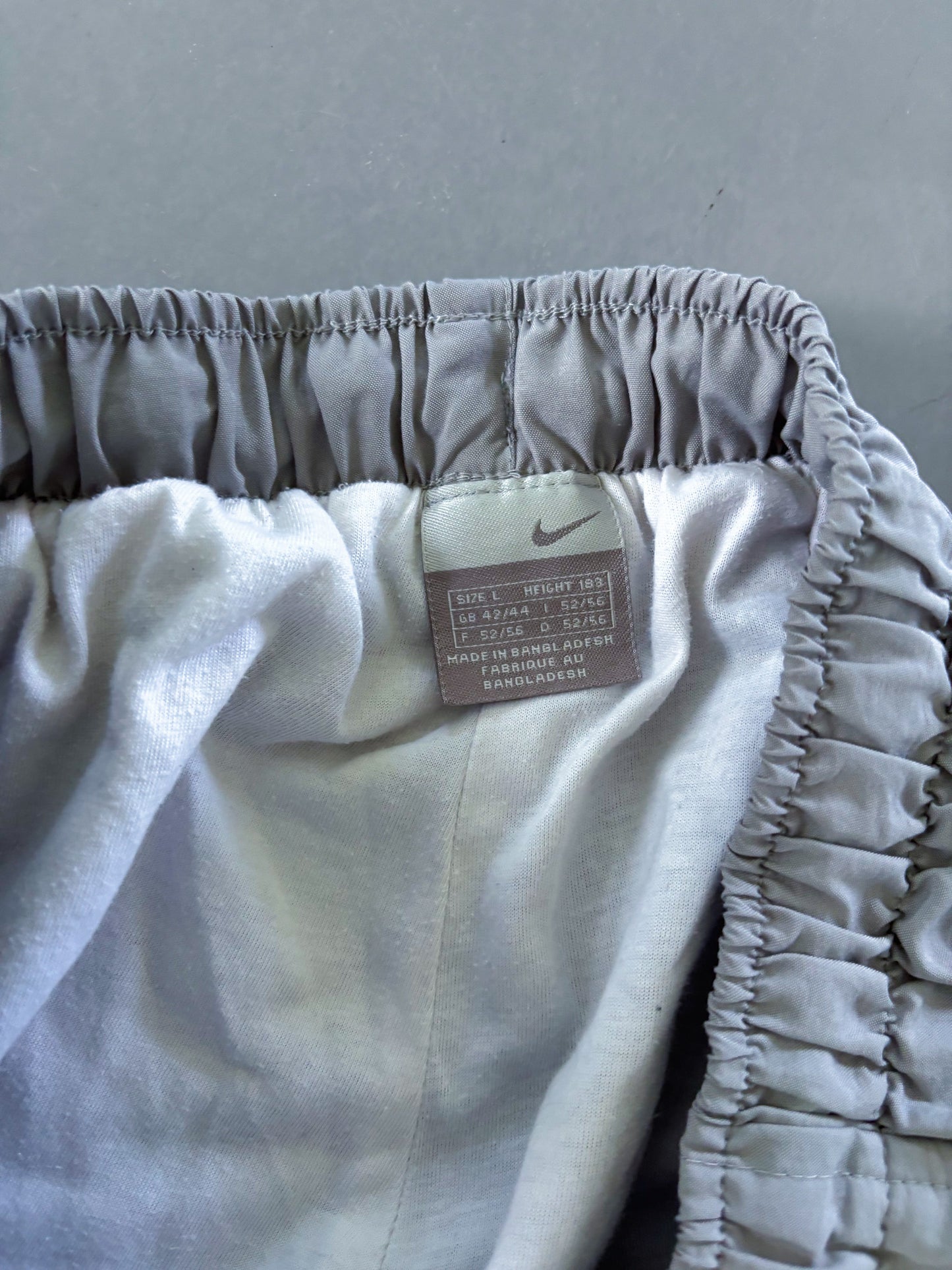 Nike Vintage Trackpants | L