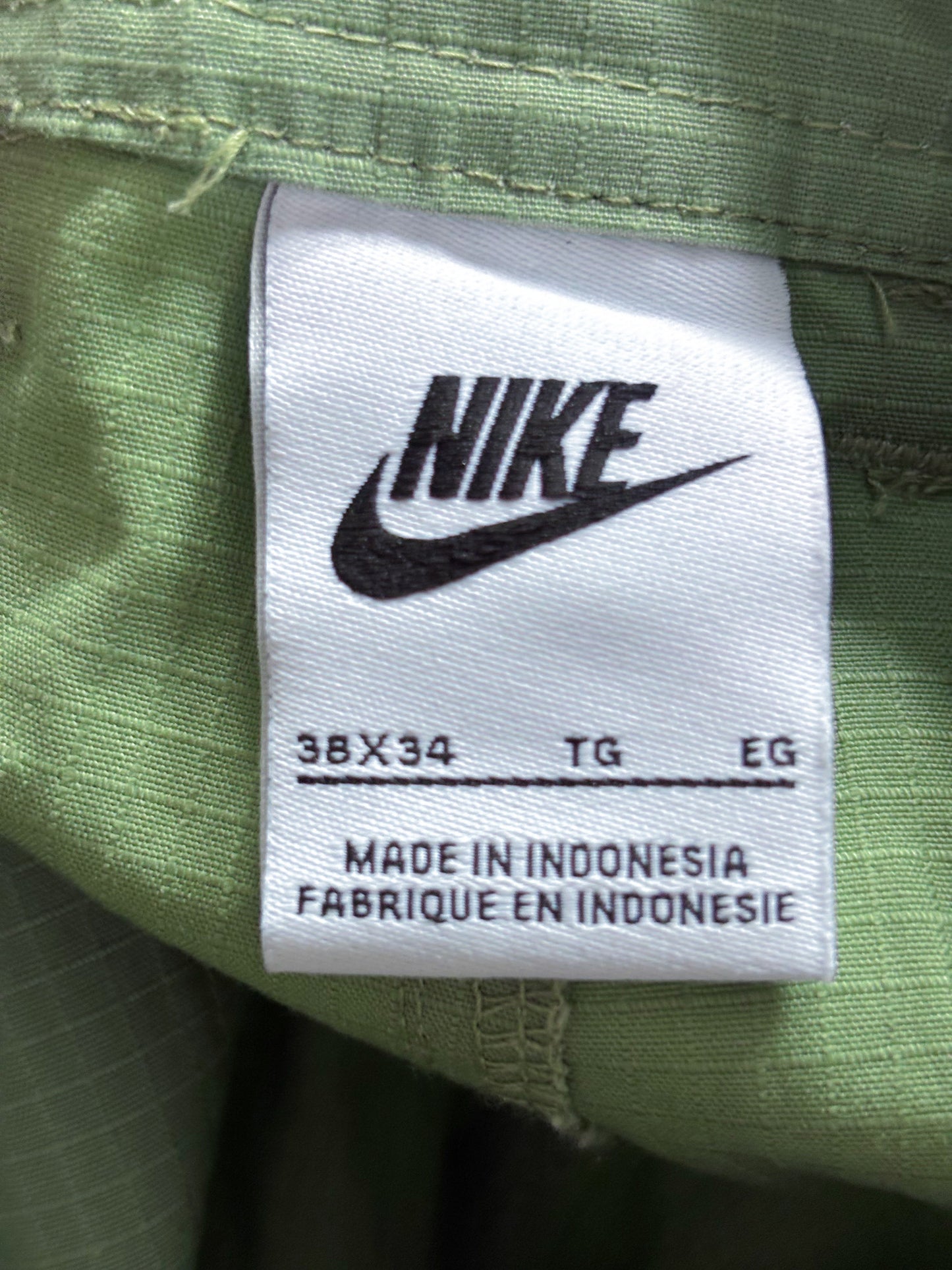 Nike Vintage Cargo Pants | XL