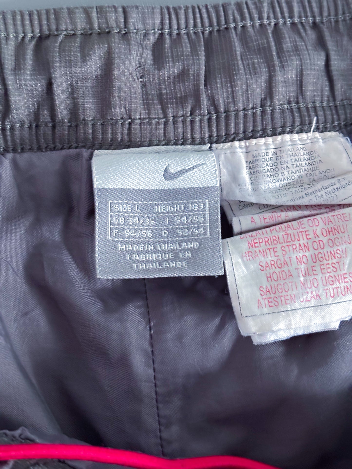 Nike Vintage *TN* Trackpants | L