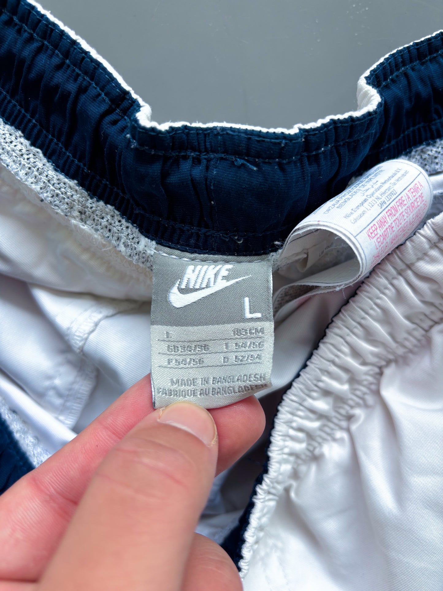 Nike *SHOX* Vintage Shorts | L