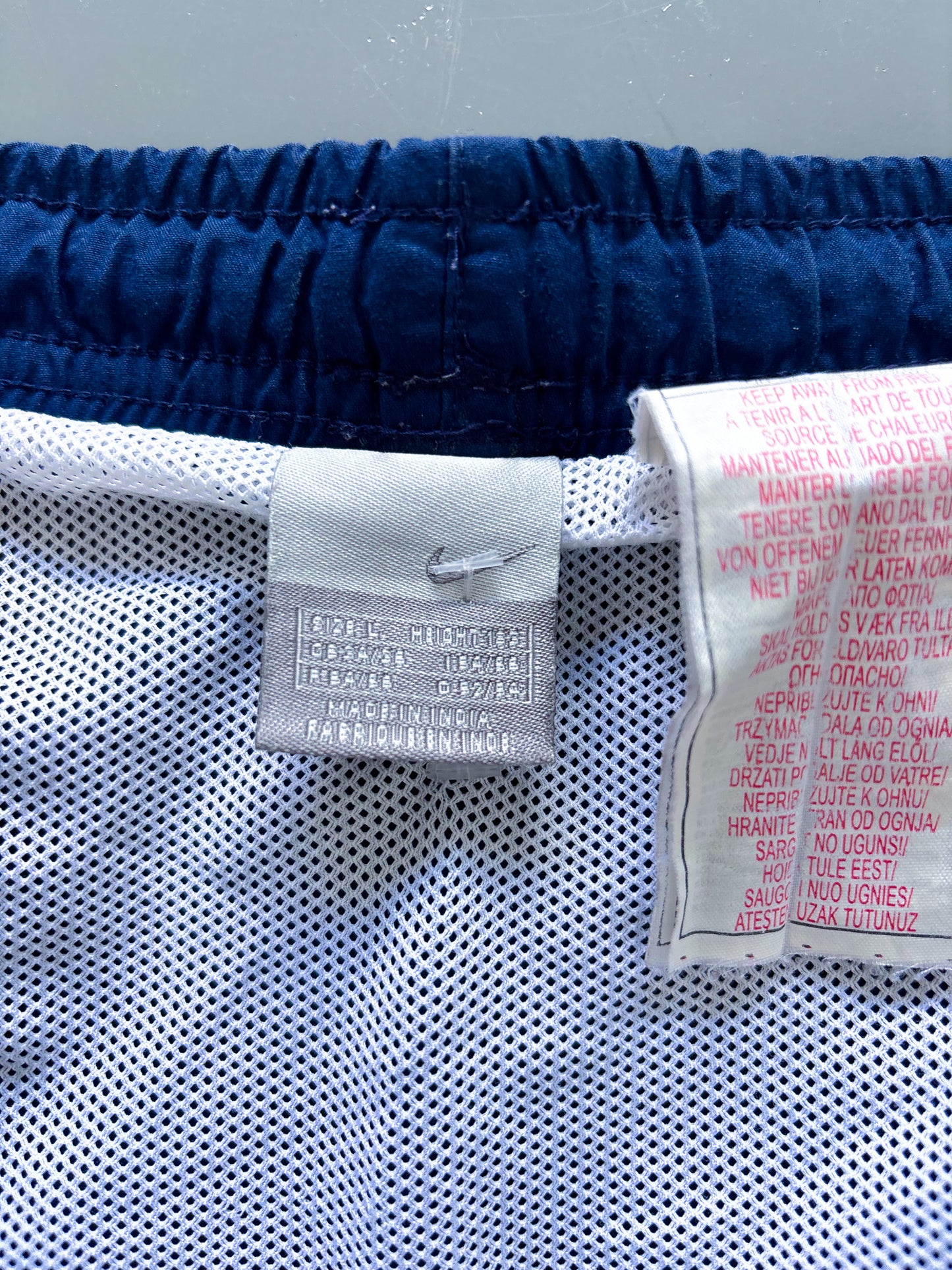 Nike Vintage Shorts | L