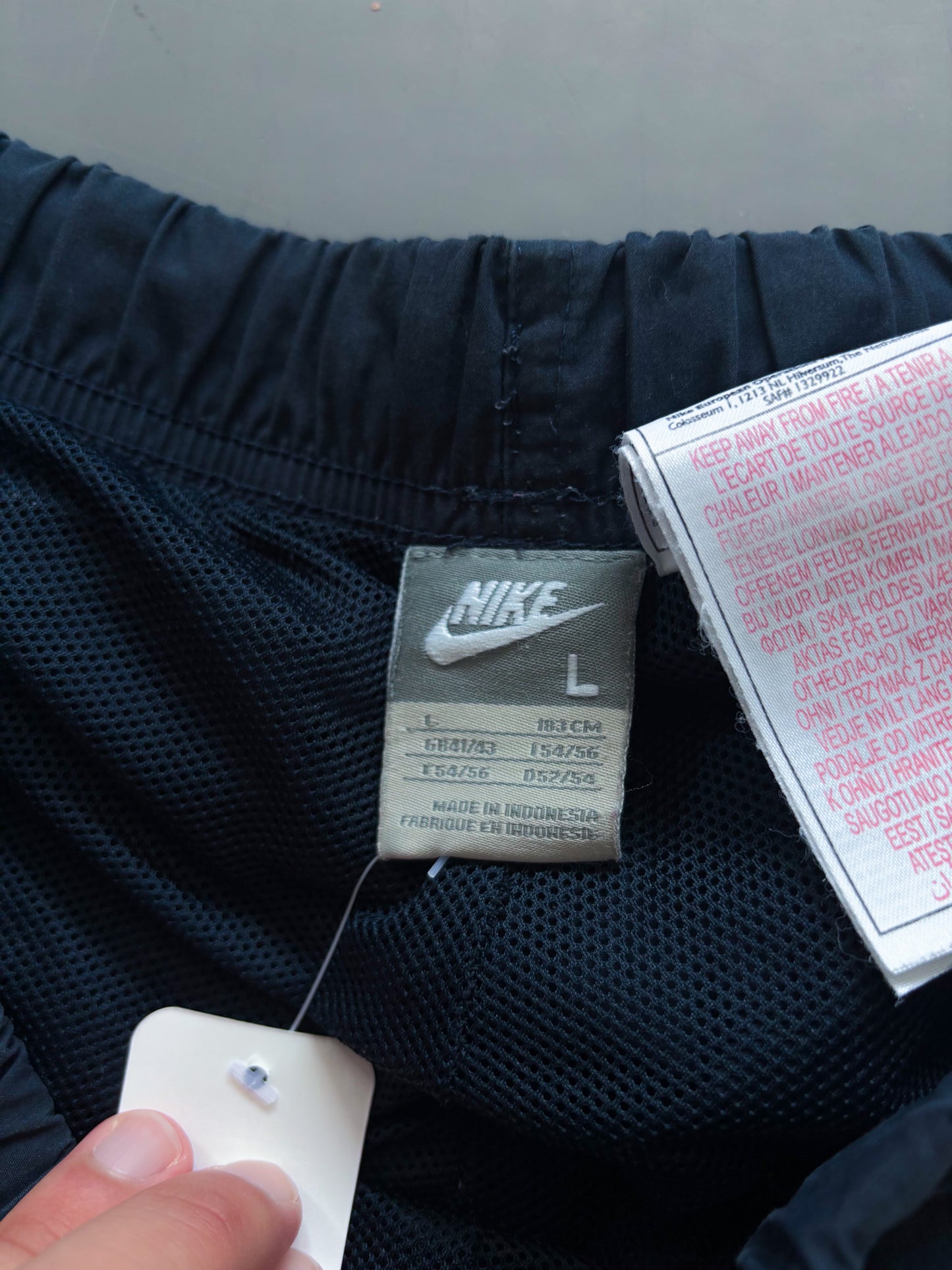 Nike Vintage Trackpants | L