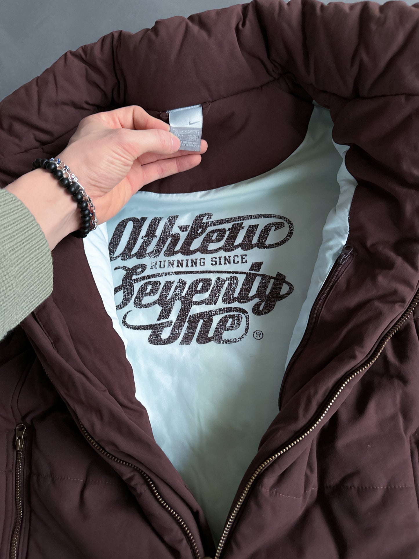 Nike Vintage *Spellout* Puffer Jacket | M