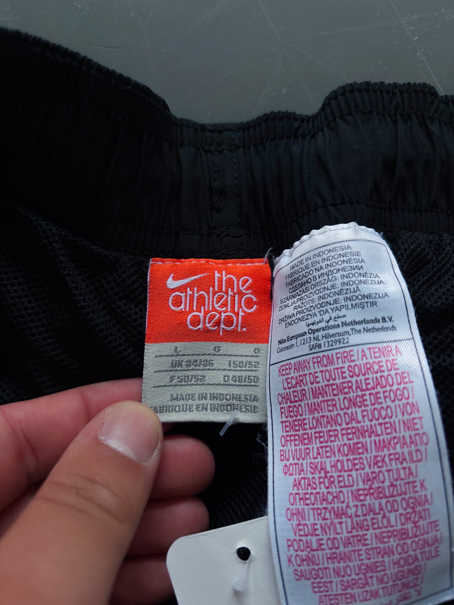 Nike Vintage Trackpants | L