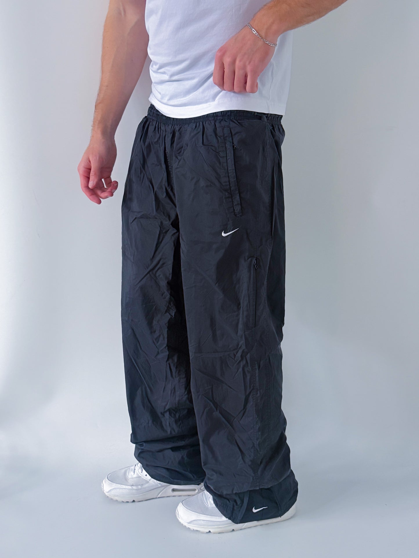 Nike Vintage *PREMIUM* Trackpants | L