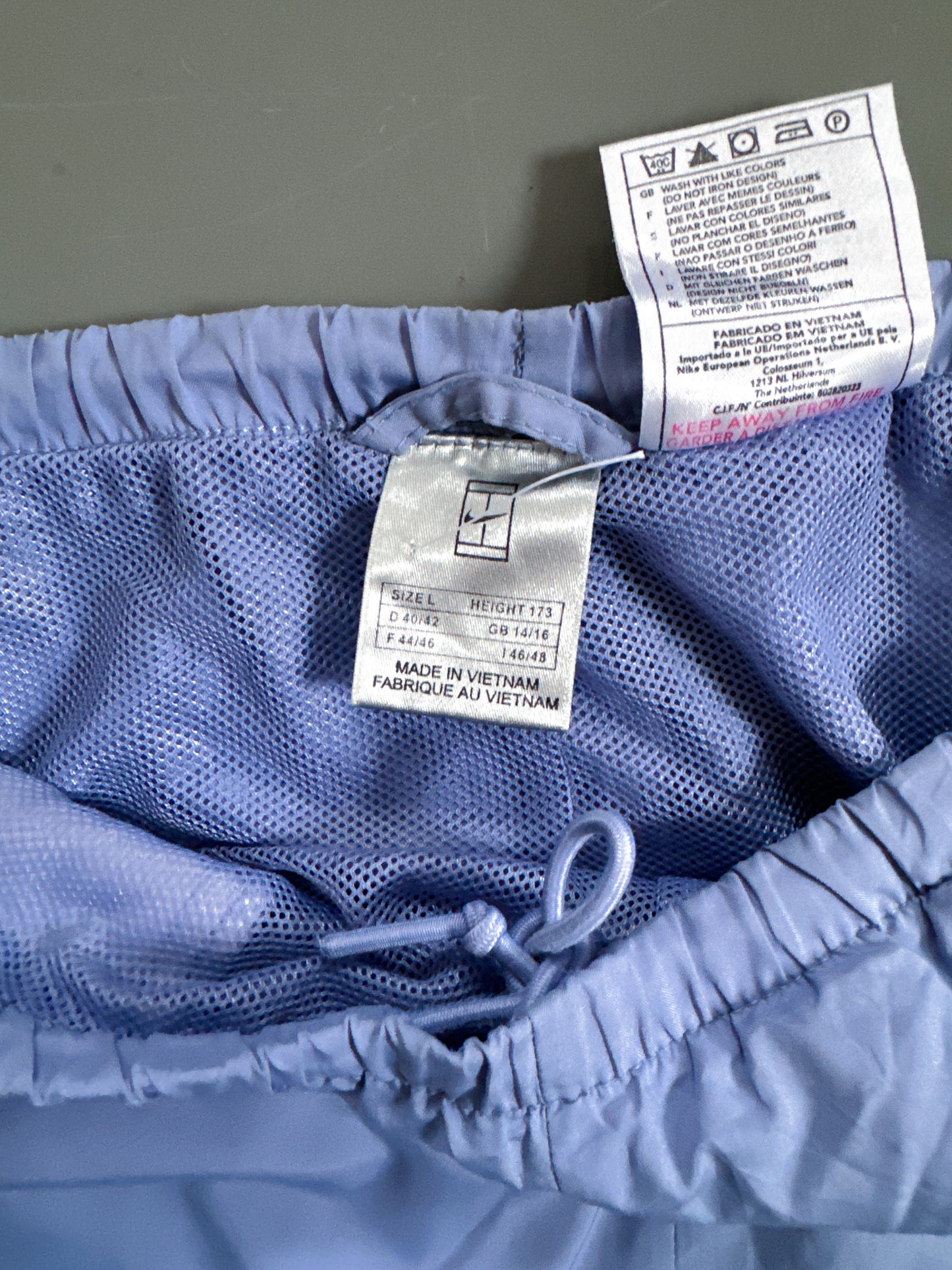 Nike Vintage Trackpants |
M