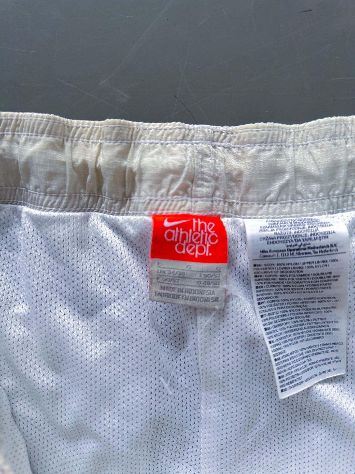 Nike Vintage Trackpants | L