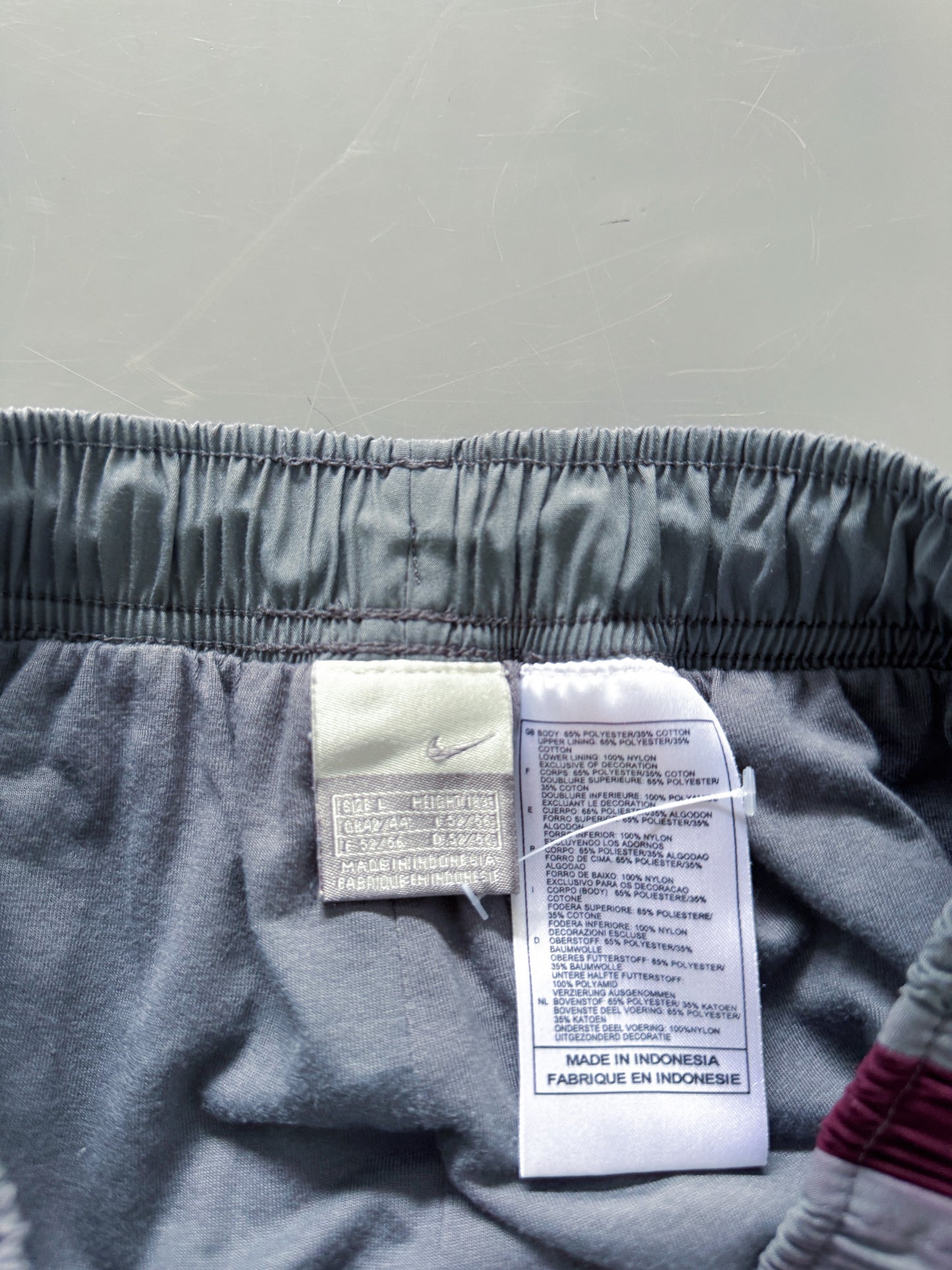 Nike Vintage Trackpants | L