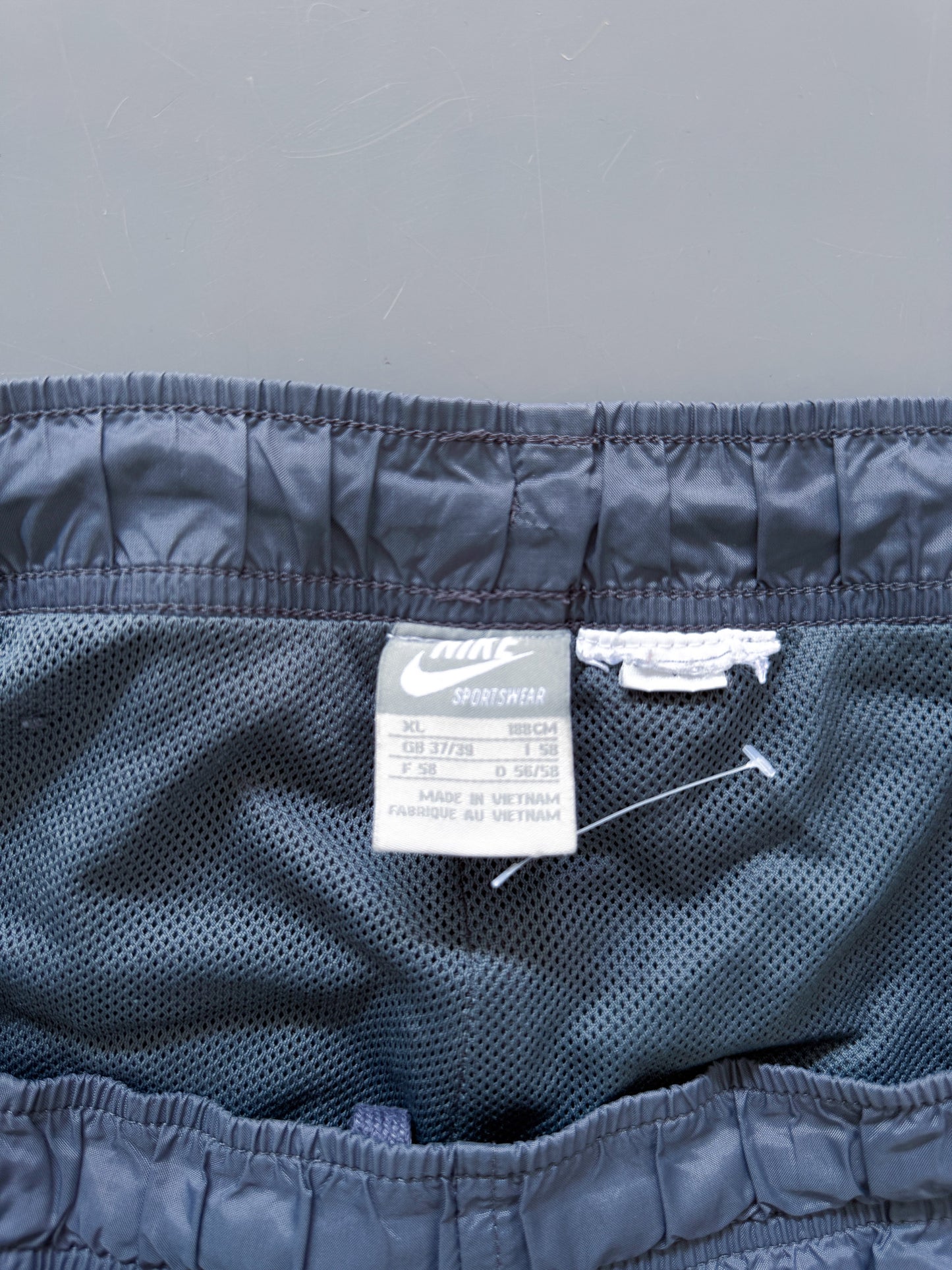 Nike Vintage Trackpants | L