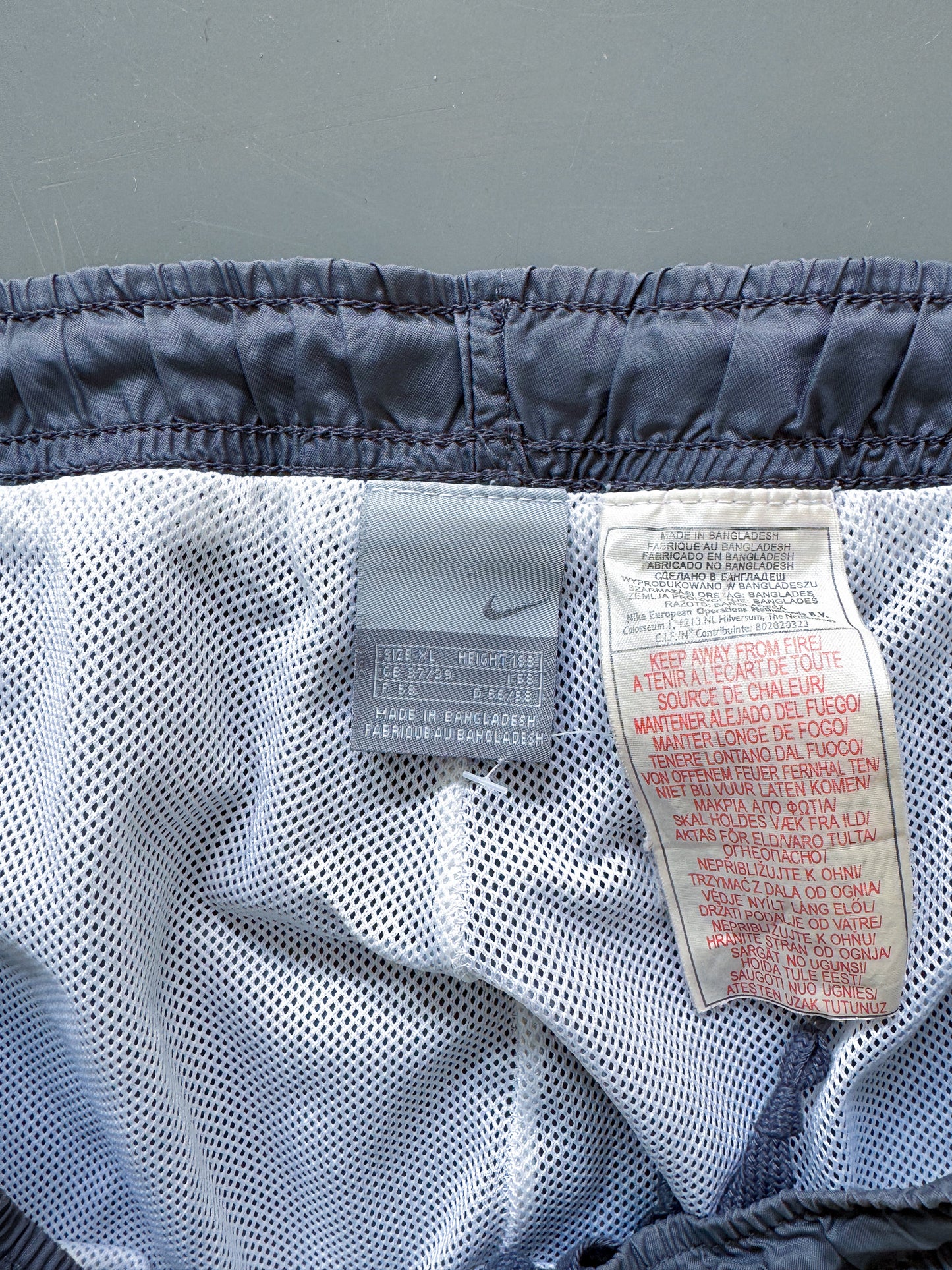 Nike Vintage Trackpants | L