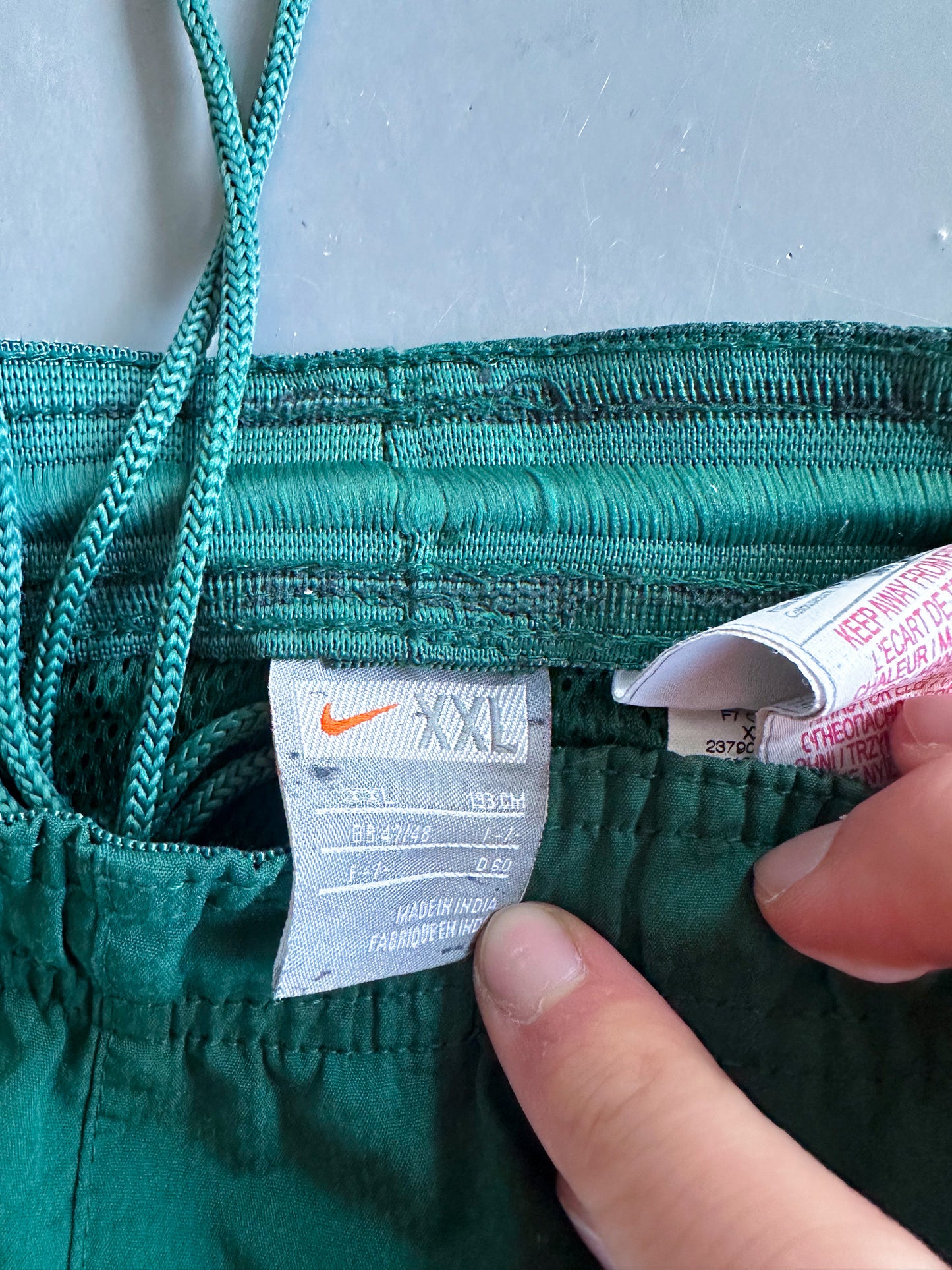 Nike Vintage x Celtic Trackpants |
XL