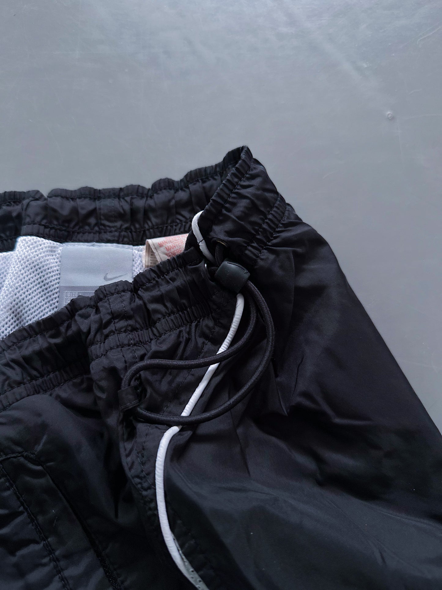 Nike Vintage *PREMIUM* Trackpants | M