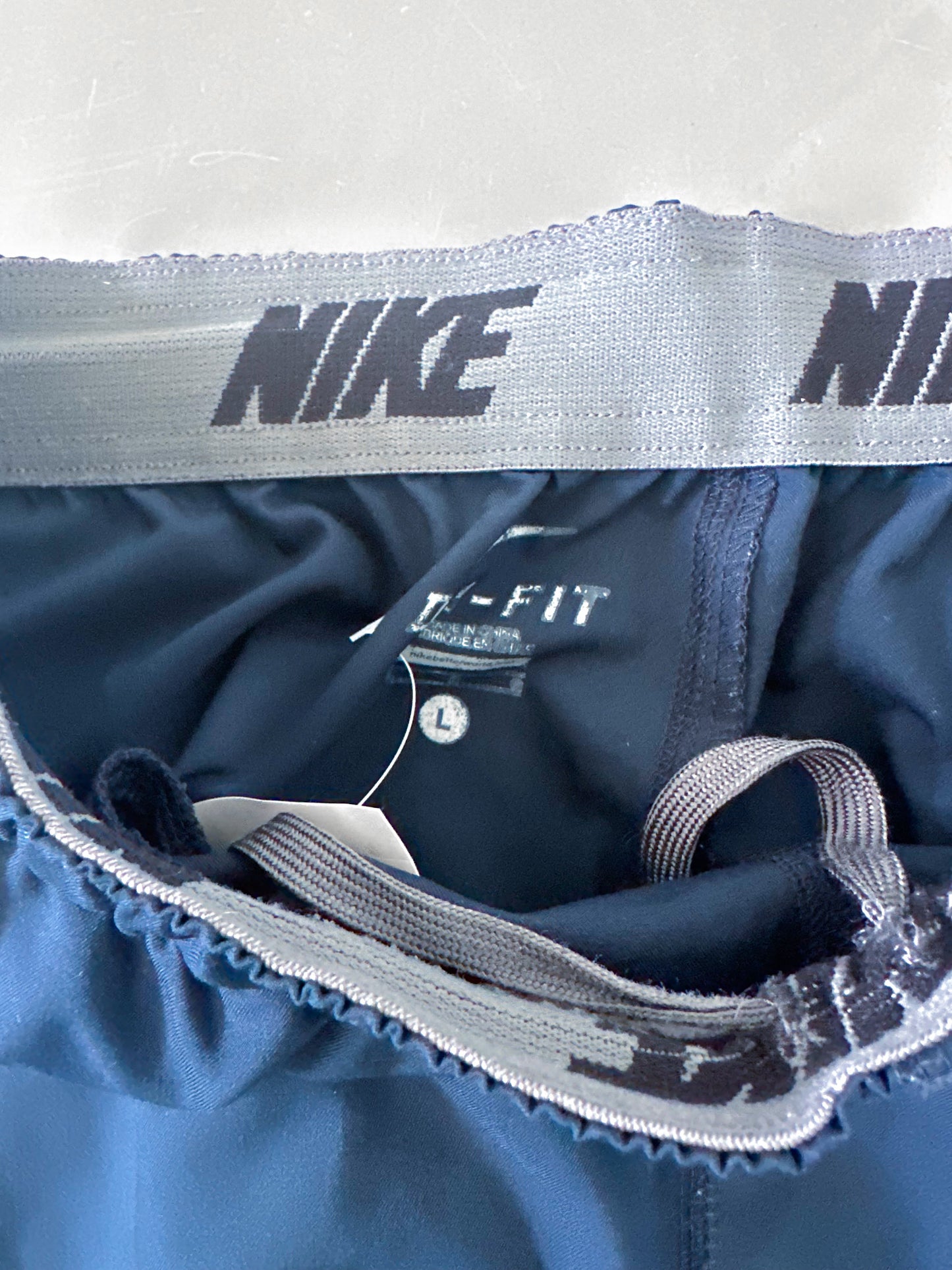 Nike Vintage Trackpants | XL