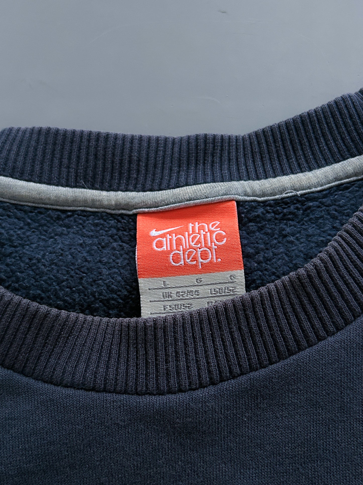 Nike Vintage Pullover | L