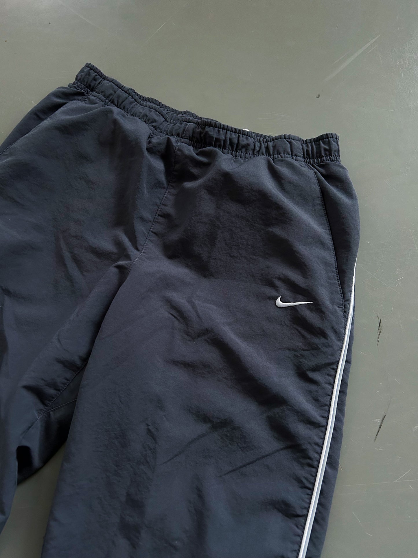 Nike Vintage Trackpants | XS