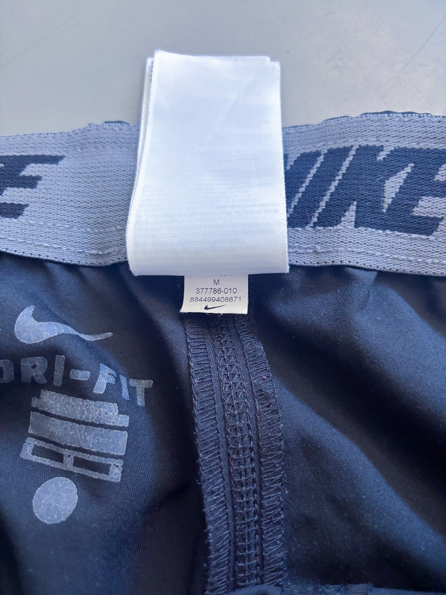 Nike Vintage *Classic* Trackpants | S