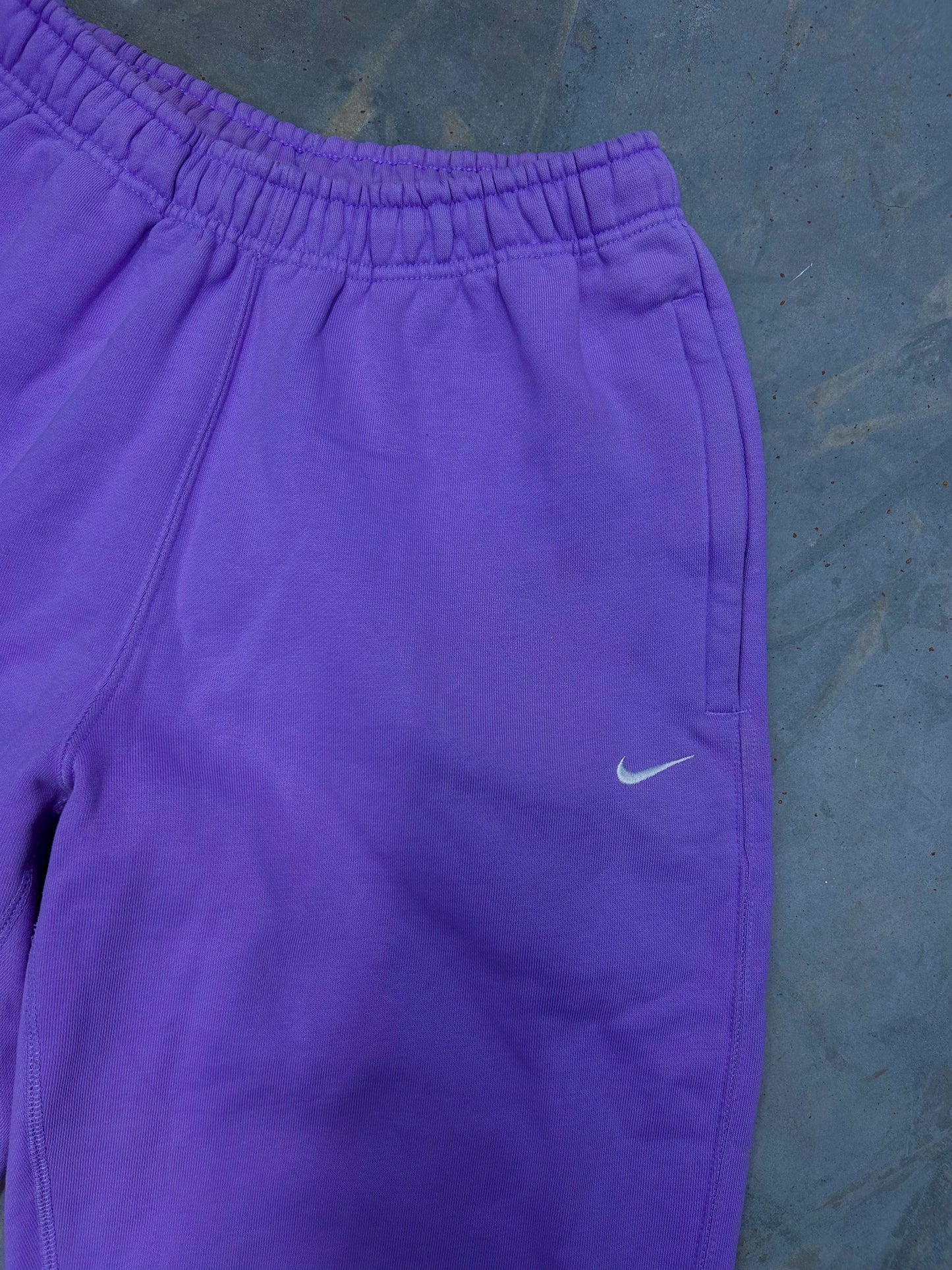 Nike Vintage Sweatpants | XS