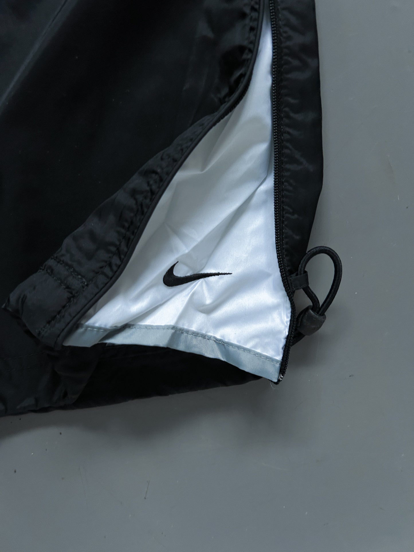Nike Vintage *PREMIUM* Trackpants | L