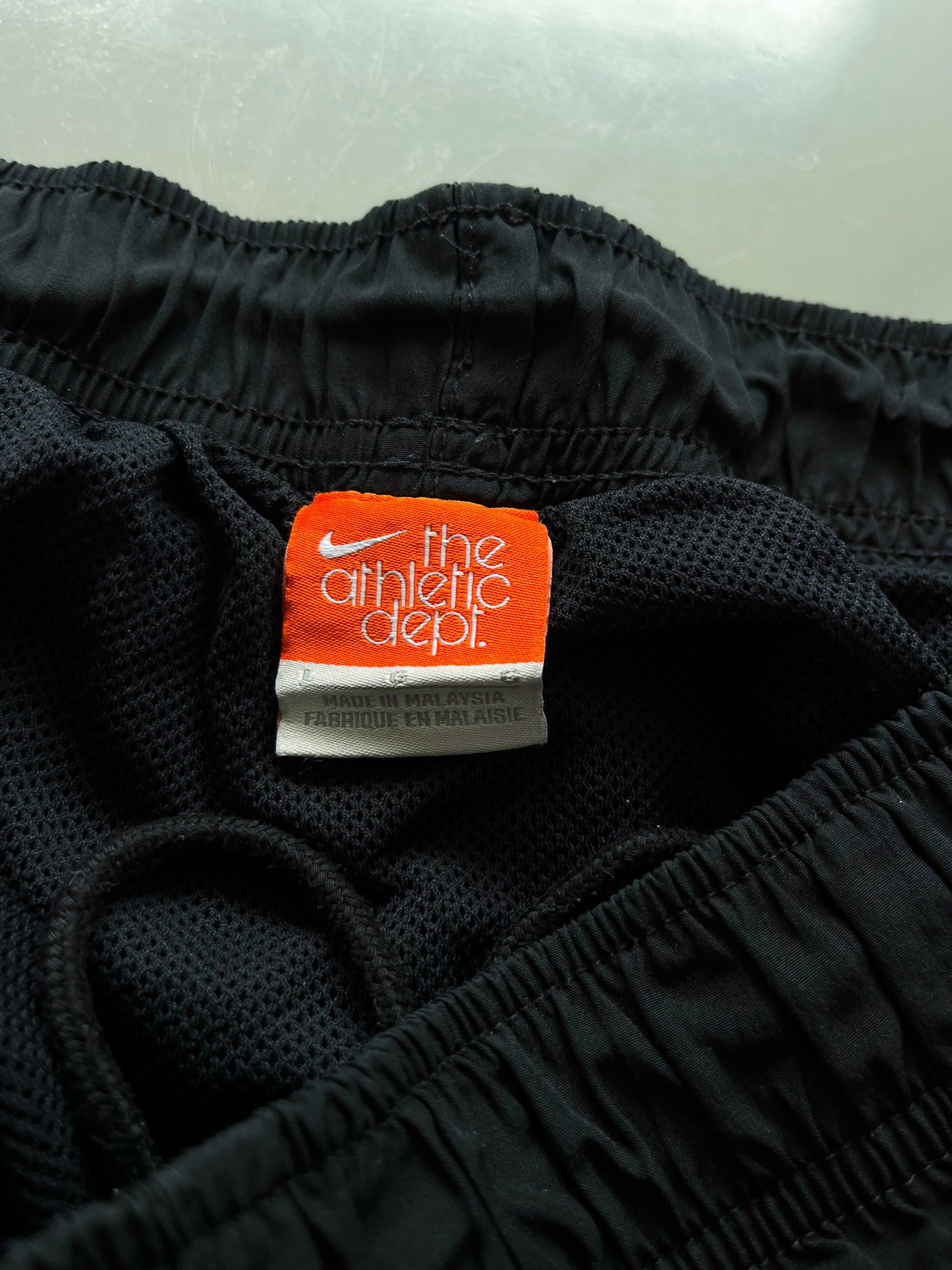 Nike Vintage Shorts | L