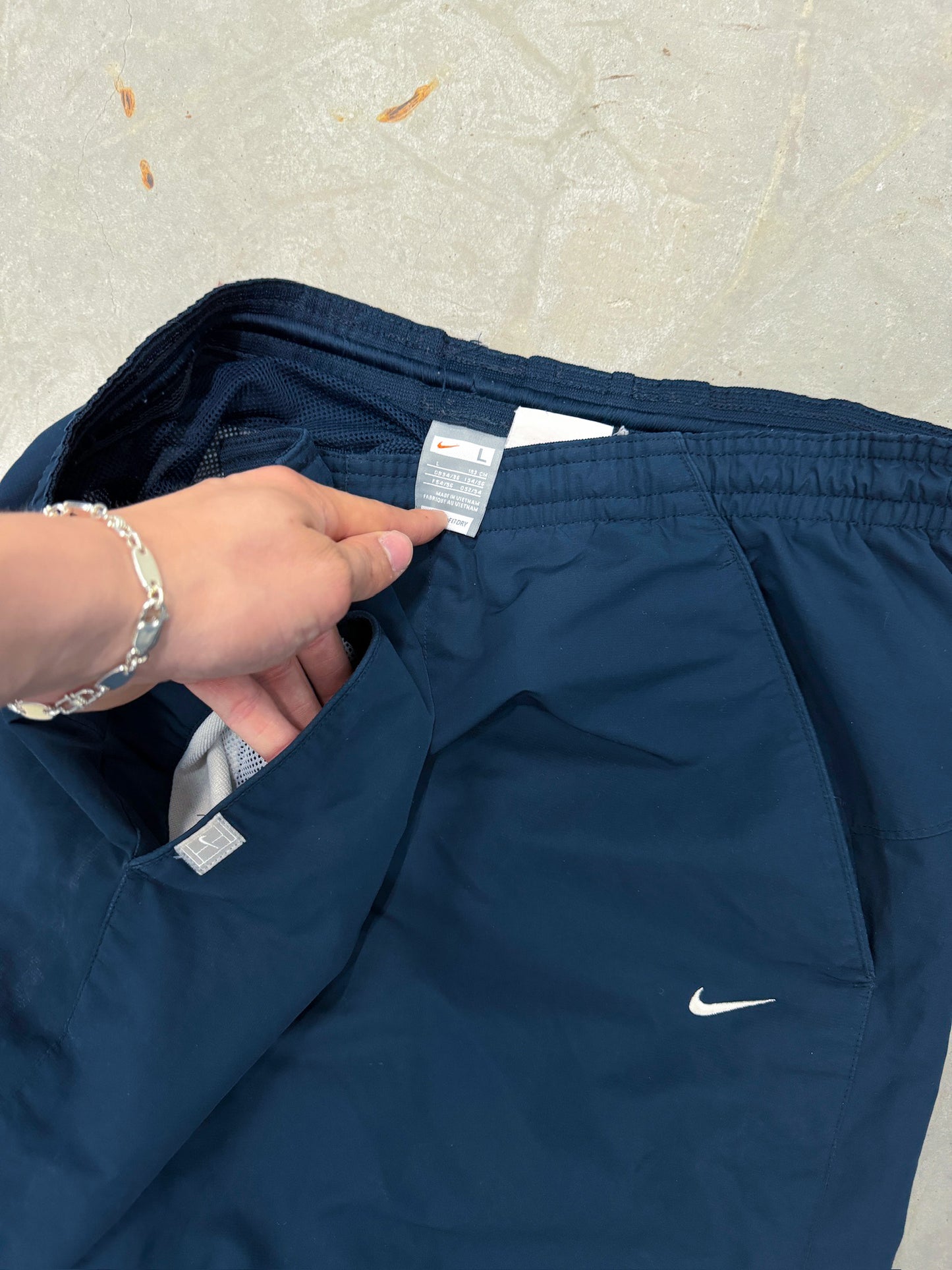 Nike Vintage Trackpants | L
