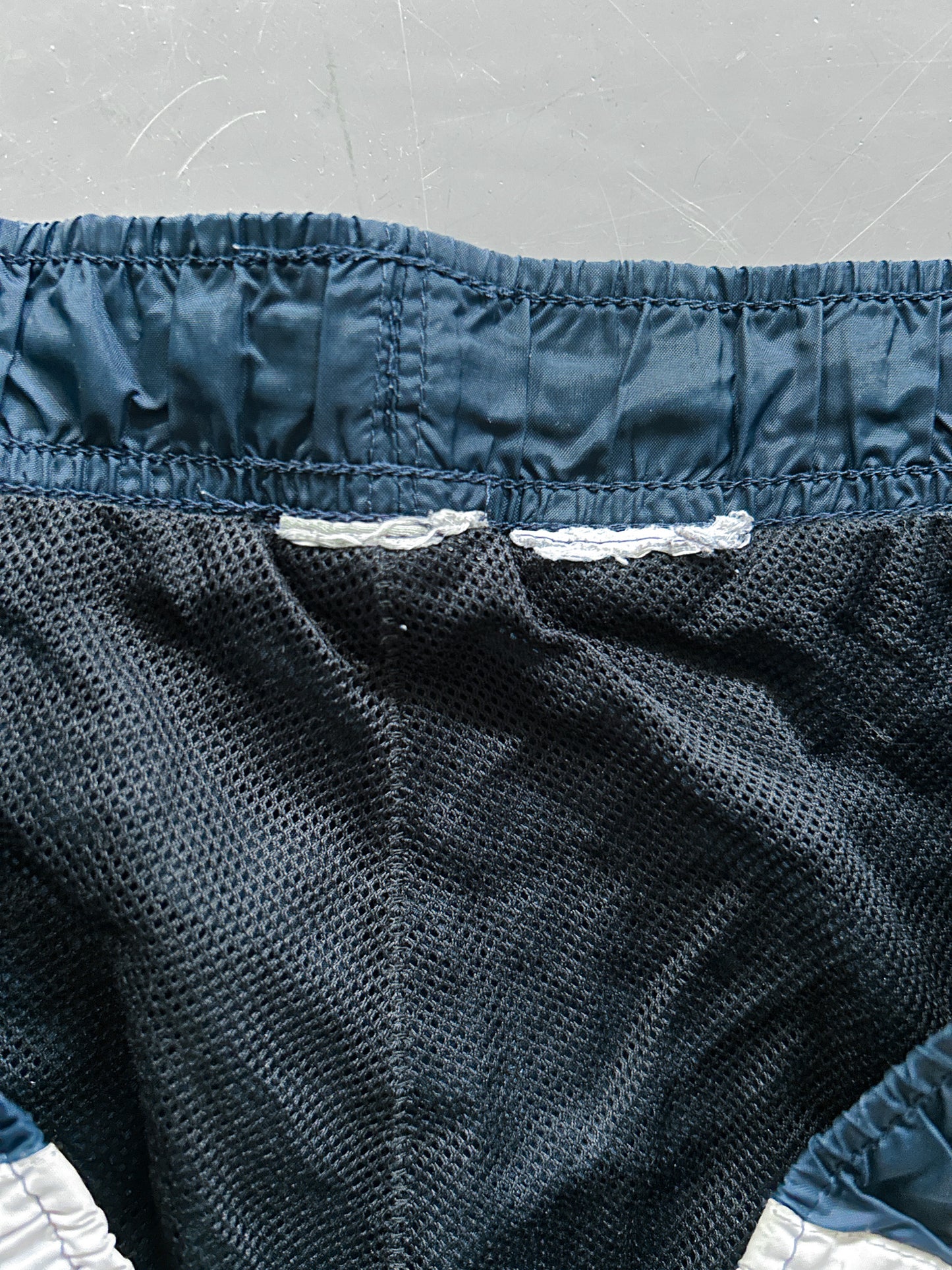 Nike Vintage Trackpants | L