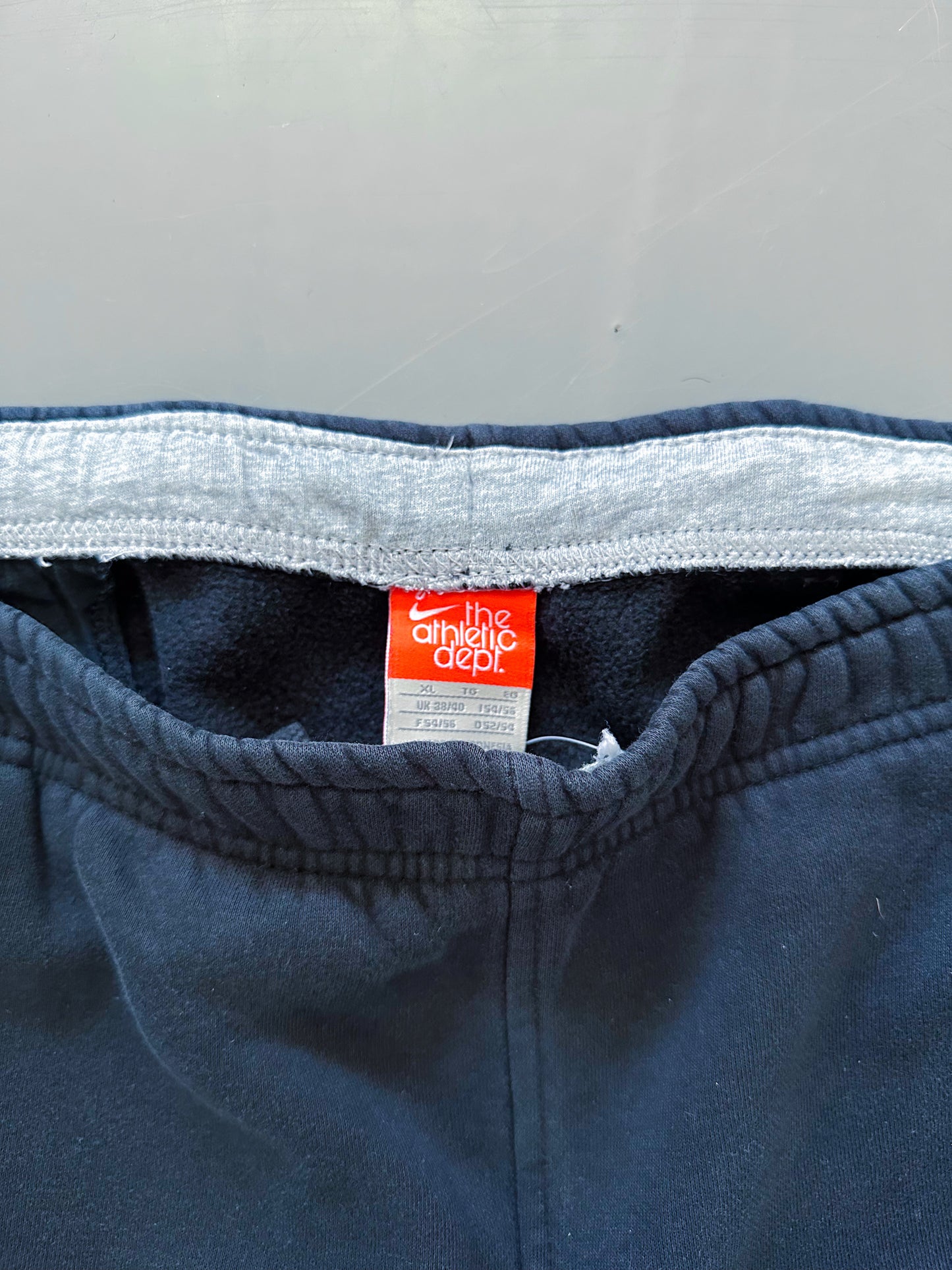 Nike Vintage Sweatpants | XL
