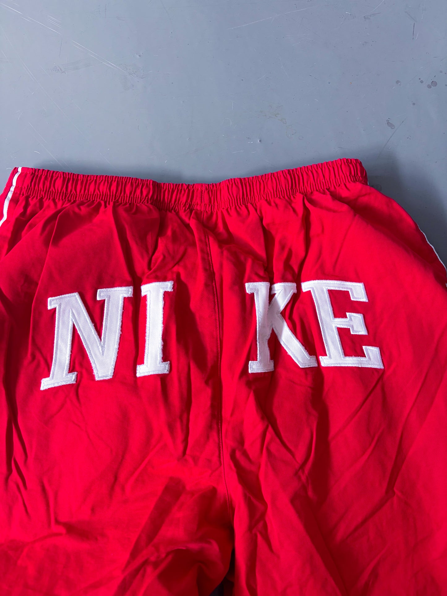 Nike Vintage Trackpants | L