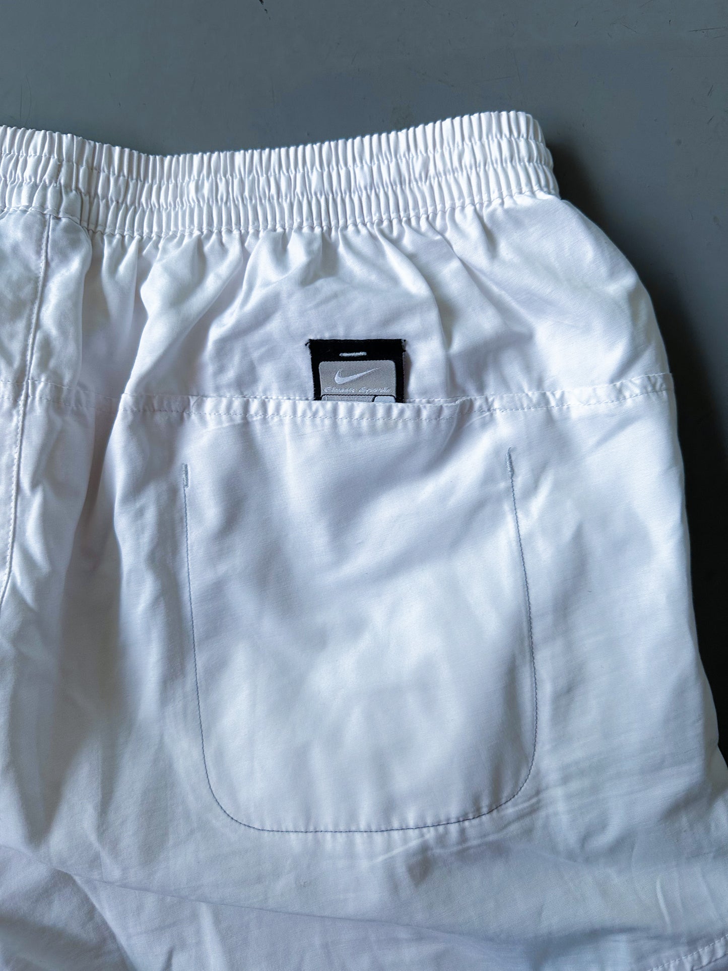 Nike Vintage *PREMIUM* Trackpants | XL