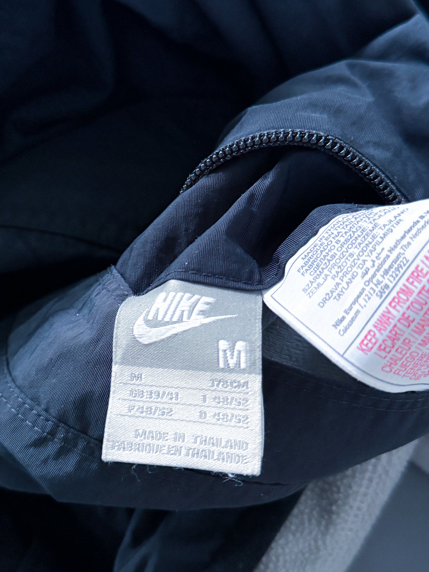 Nike Vintage *REVERSIBLE* Puffer / Winter Jacket | M