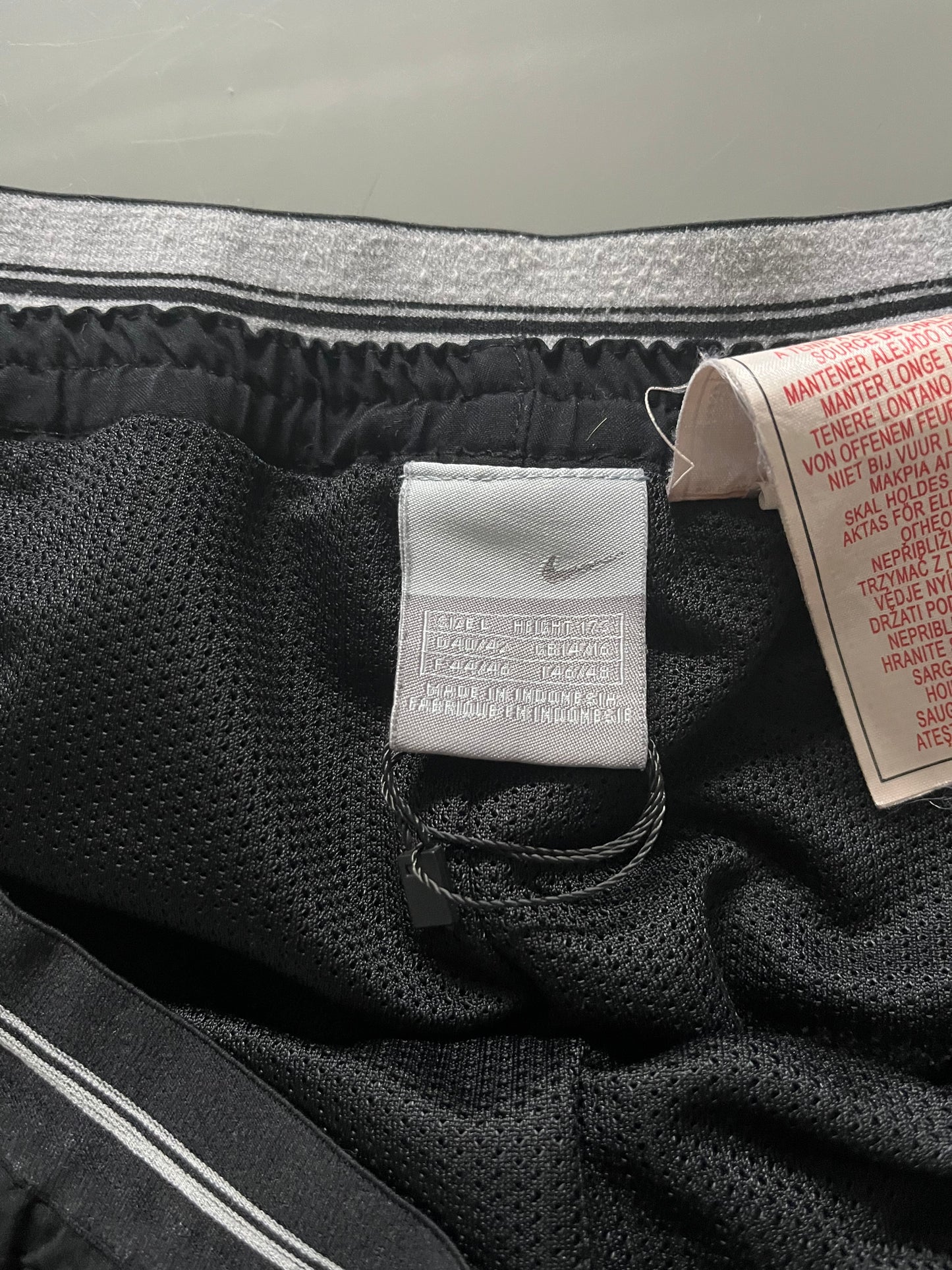 Nike Vintage Trackpants | M