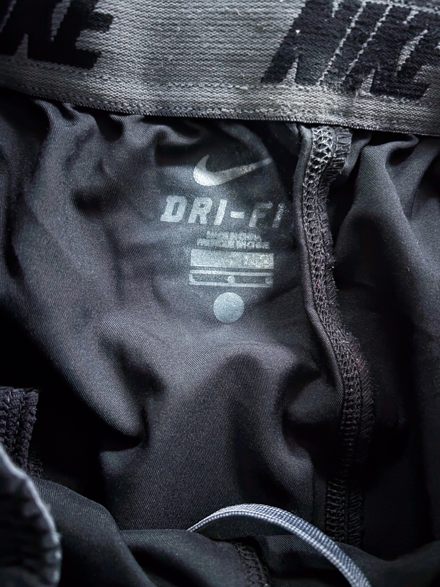 Nike Vintage *Classic* Trackpants | L