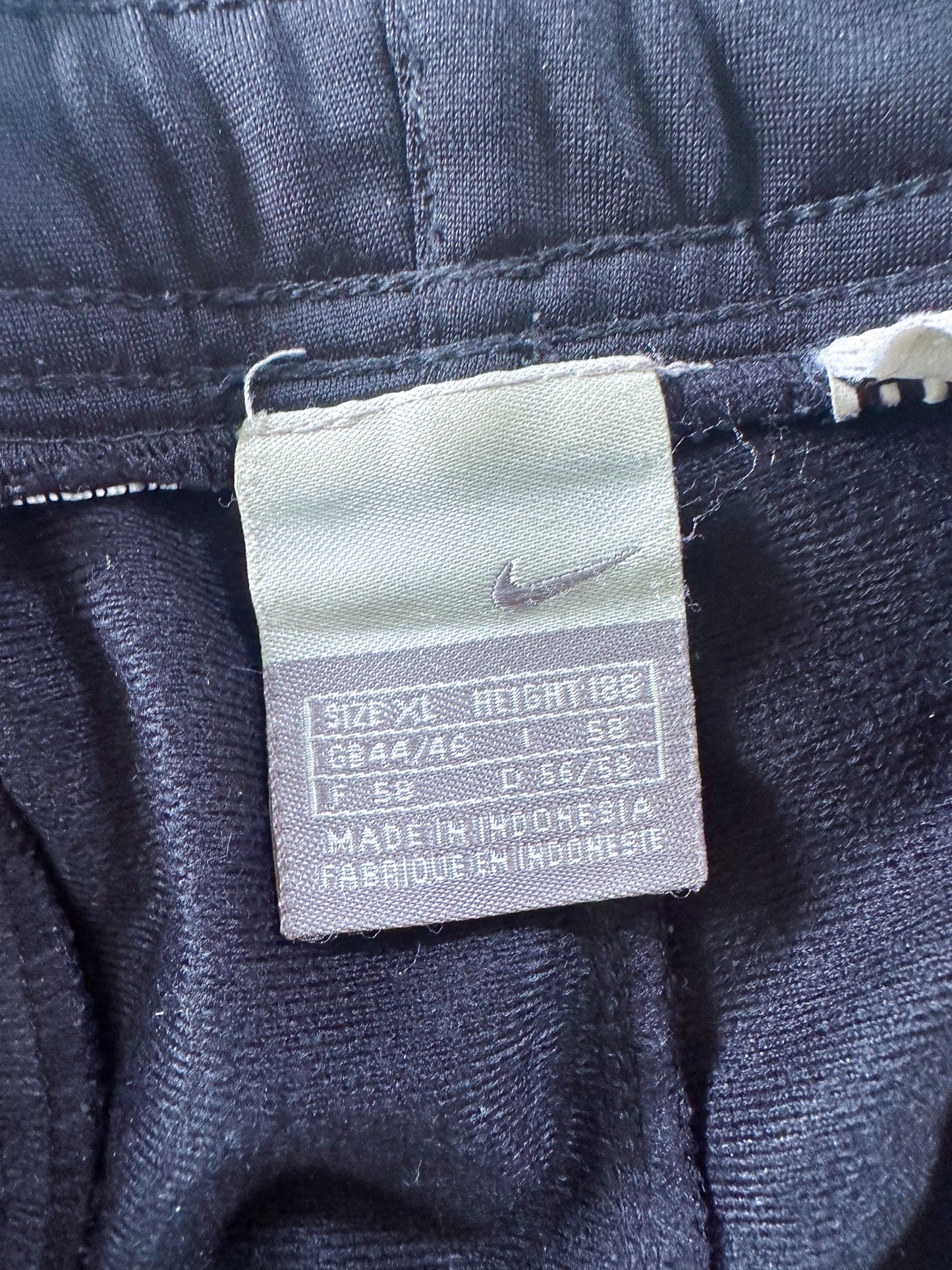 Nike Vintage Trackpants | XL