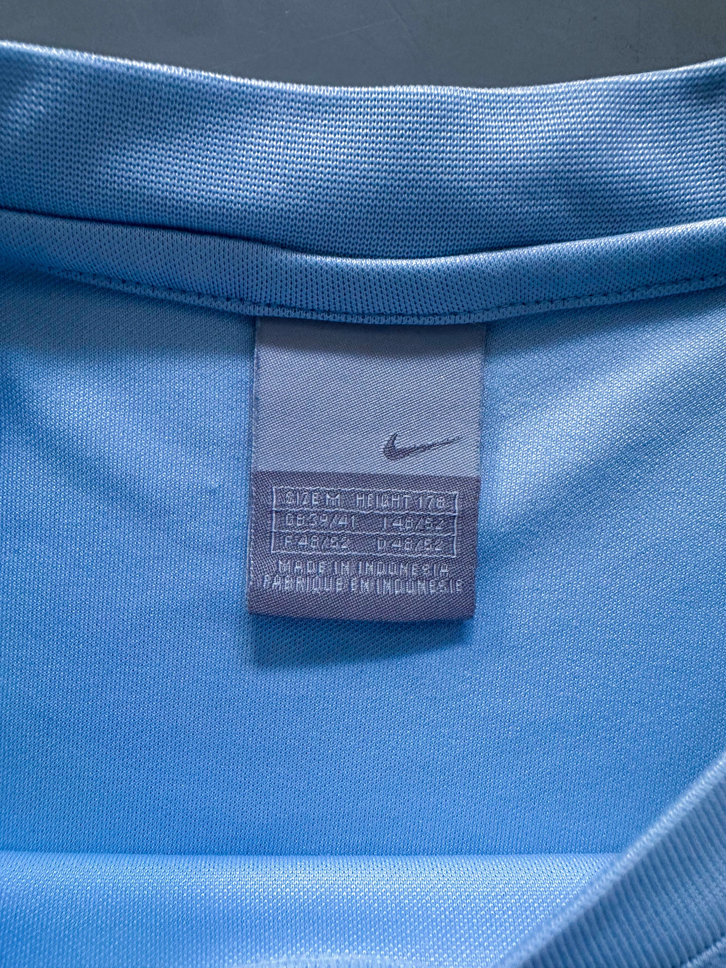 Vintage Nike *PREMIUM* T-Shirt | M