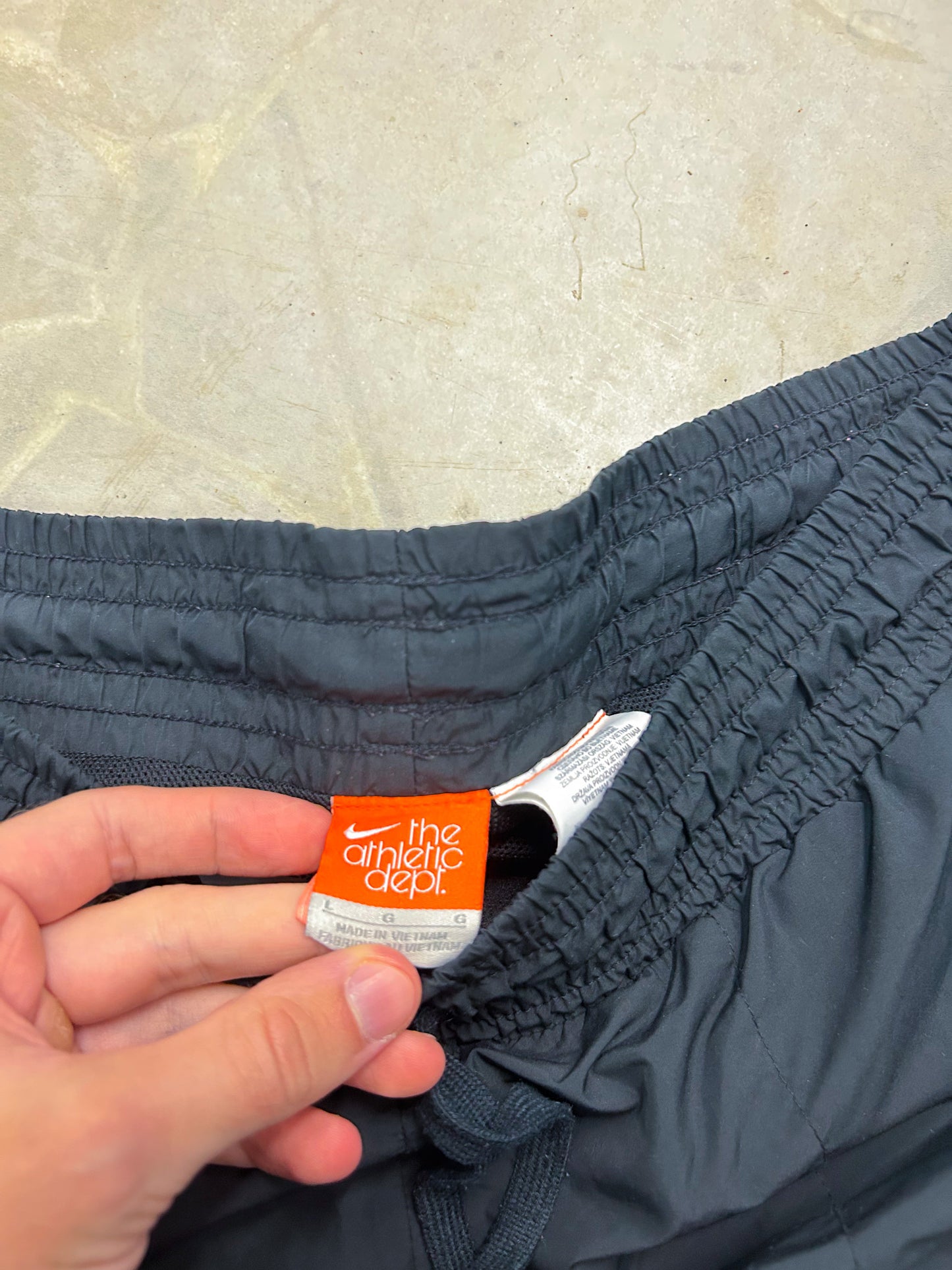 Nike Vintage Trackpants | L