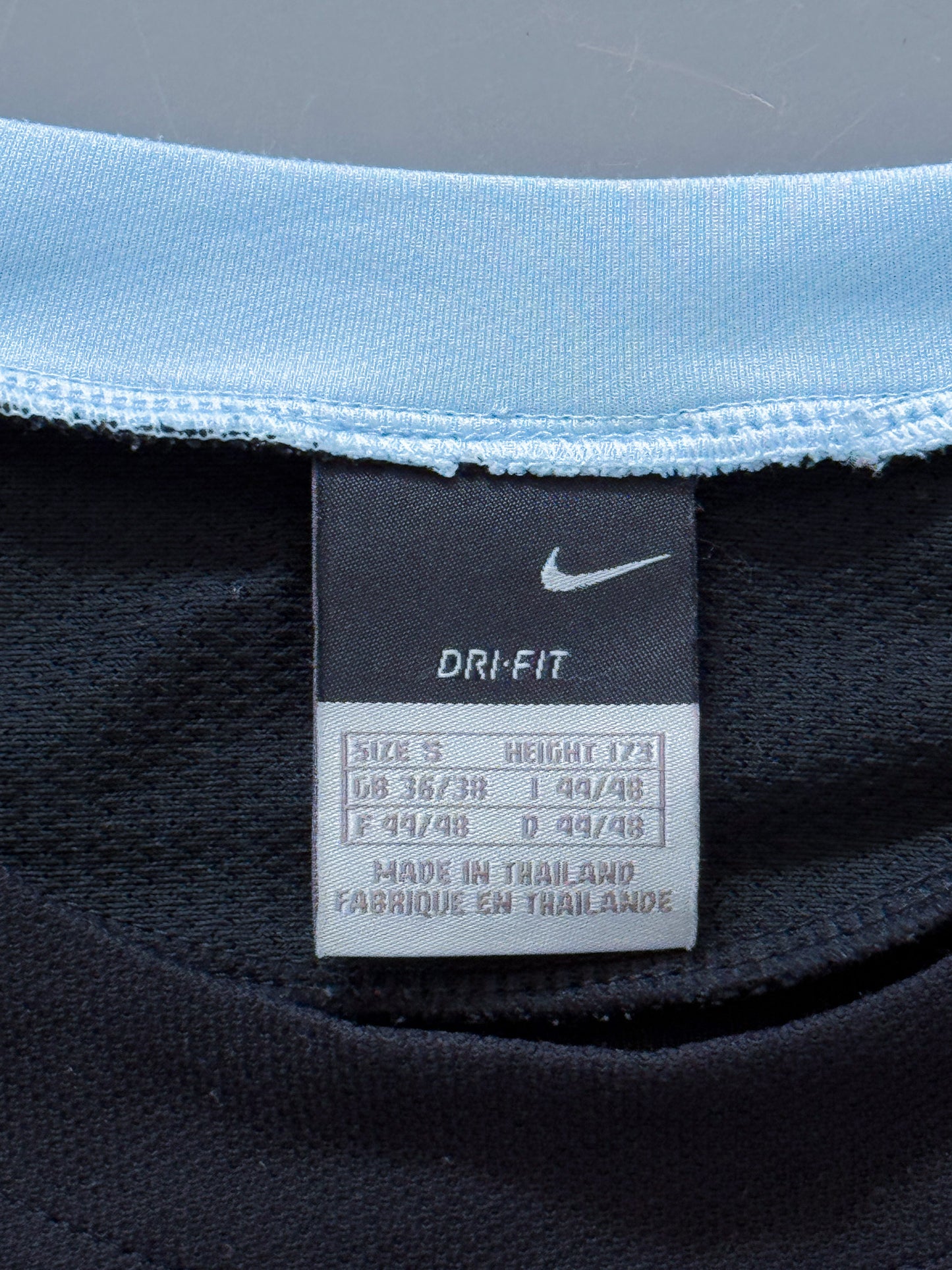 Vintage Nike *PREMIUM* T-Shirt | S