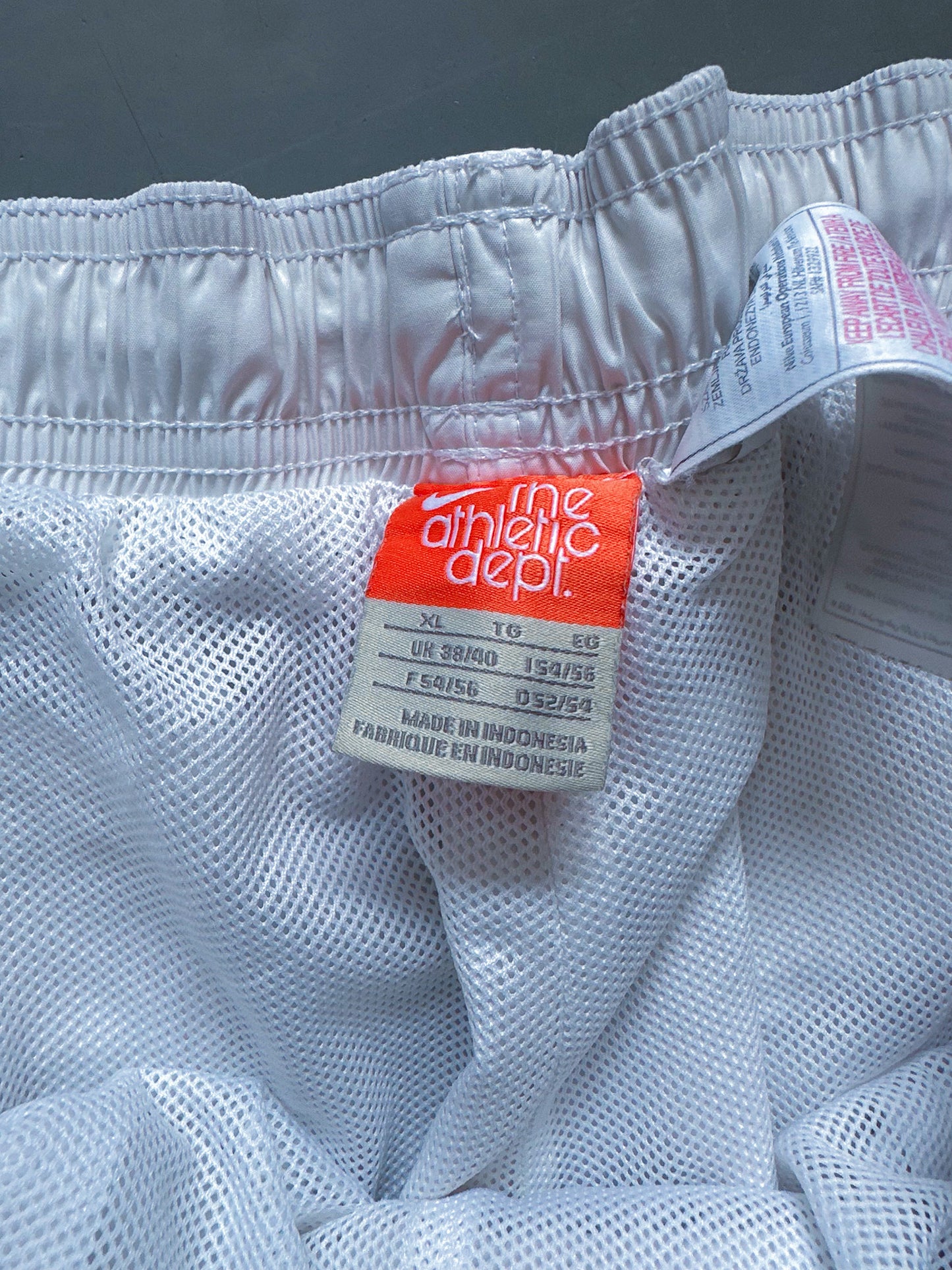 Nike Vintage Trackpants | L