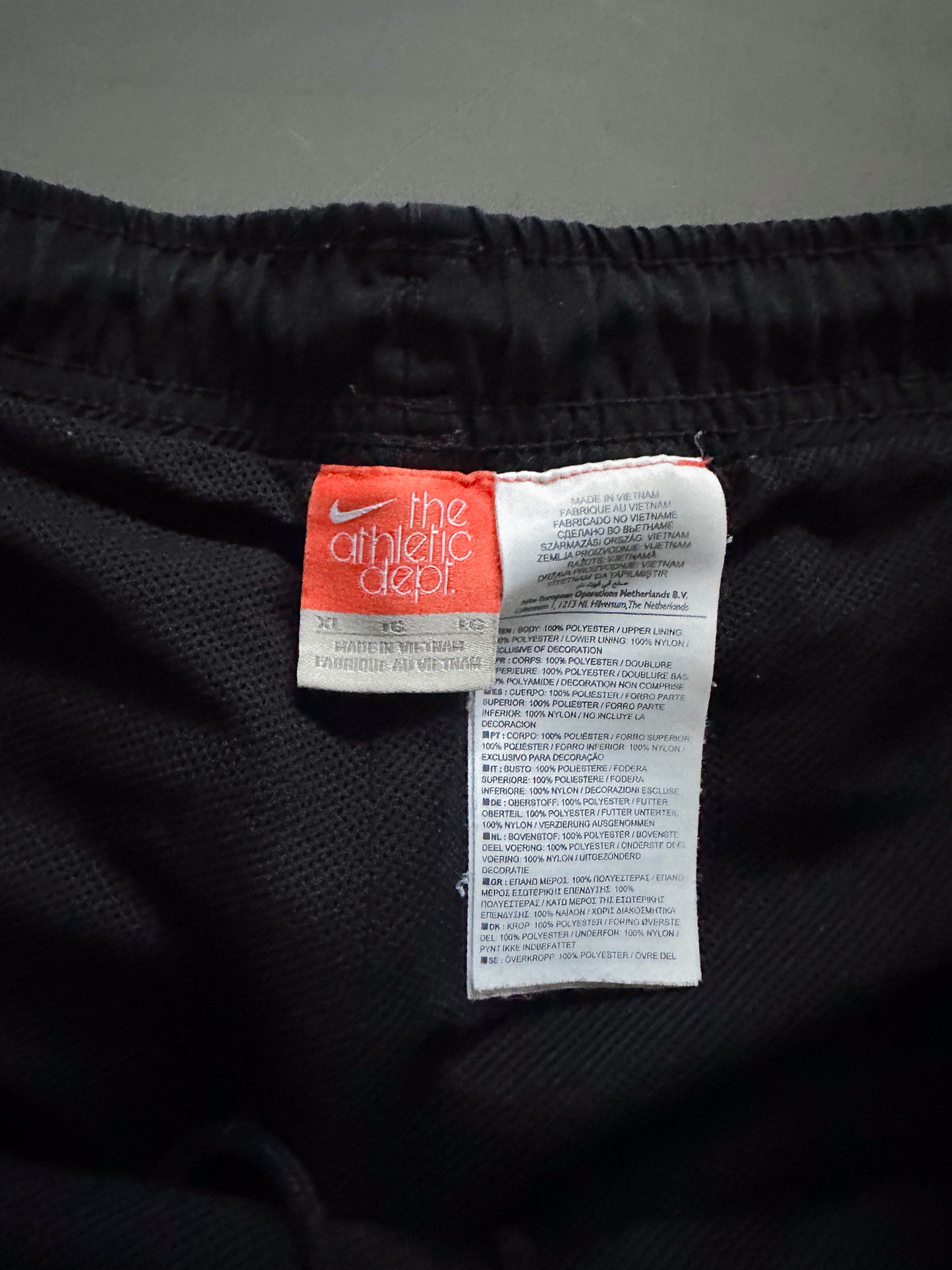 Nike Vintage Trackpants | L