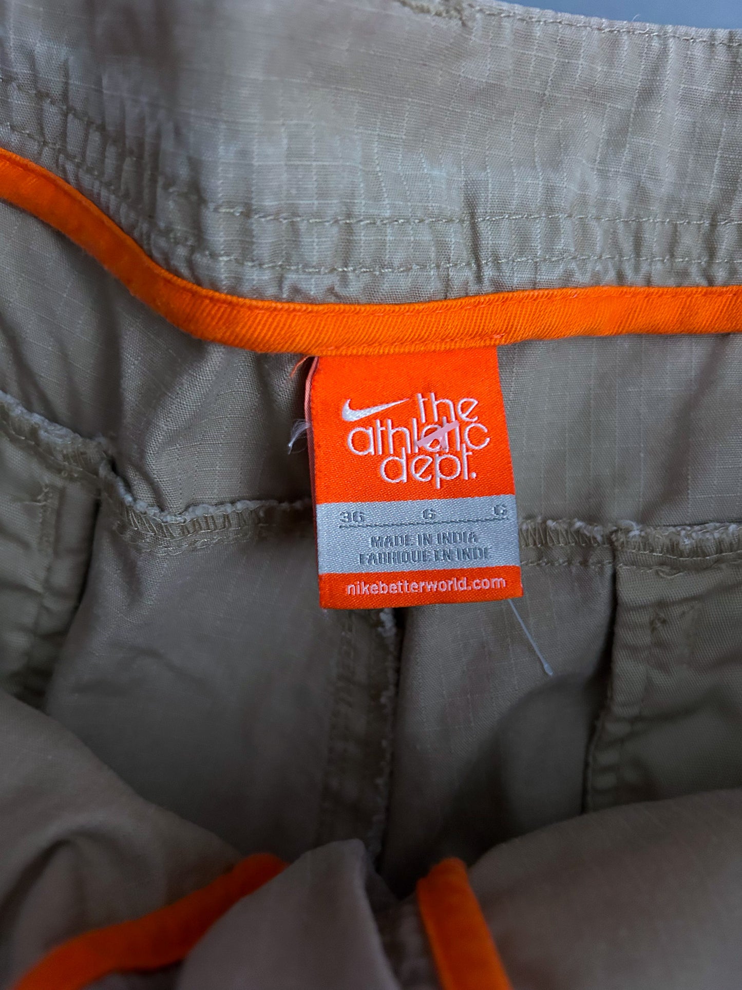 Nike Vintage *PREMIUM* Cargo Pants | XL