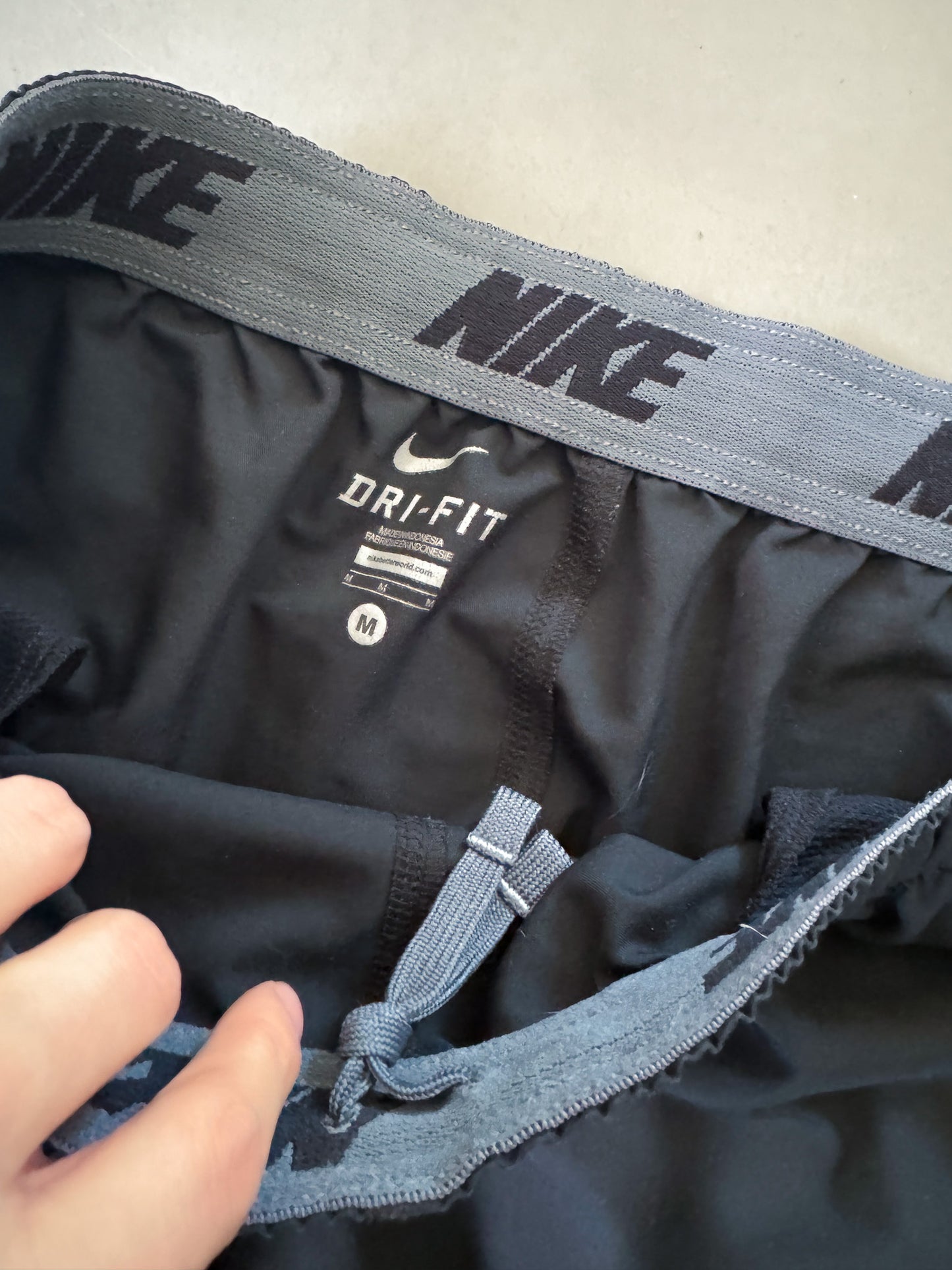 Nike Vintage Trackpants | M