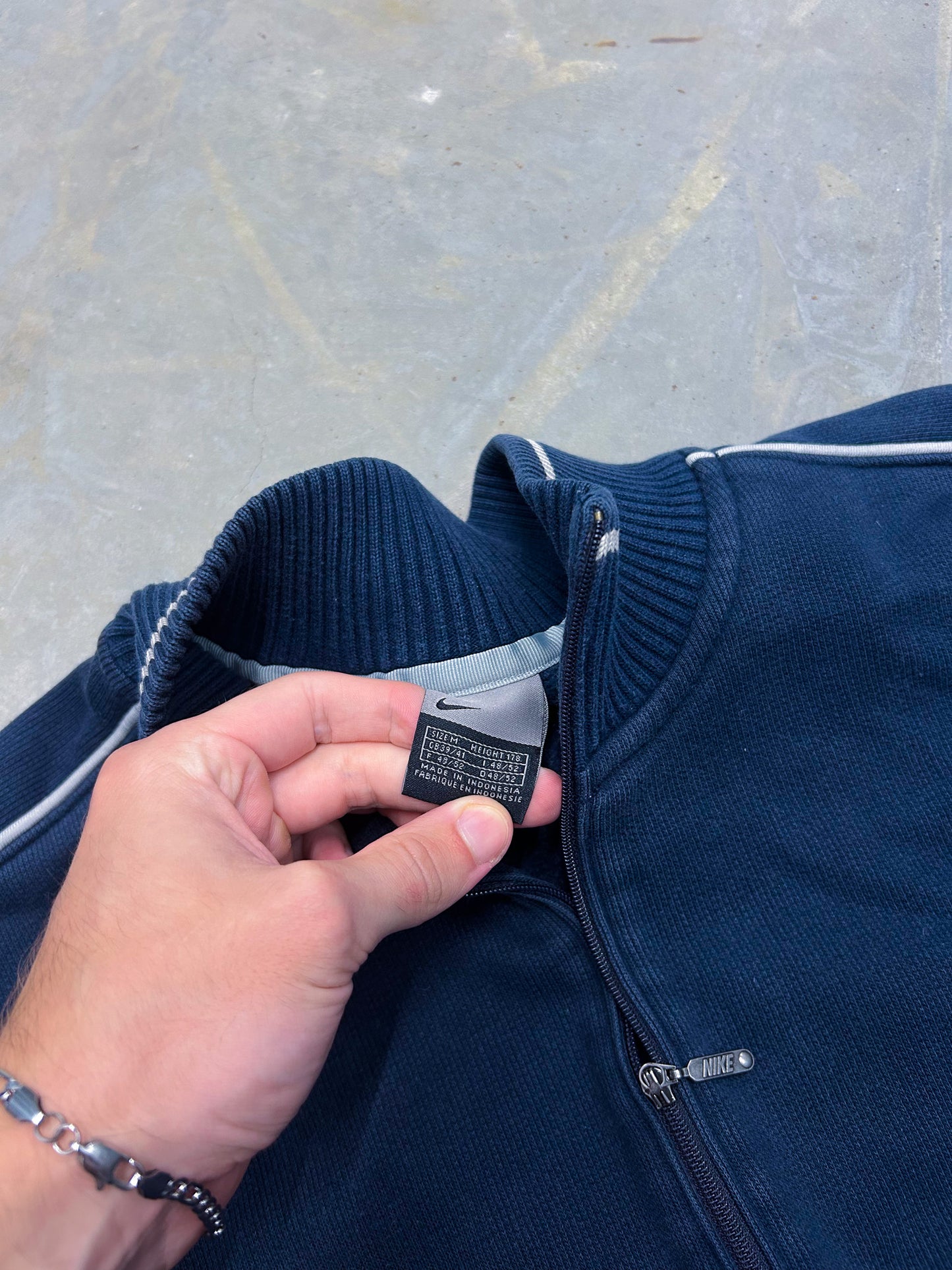 Vintage Nike Half-Zip Pullover | M