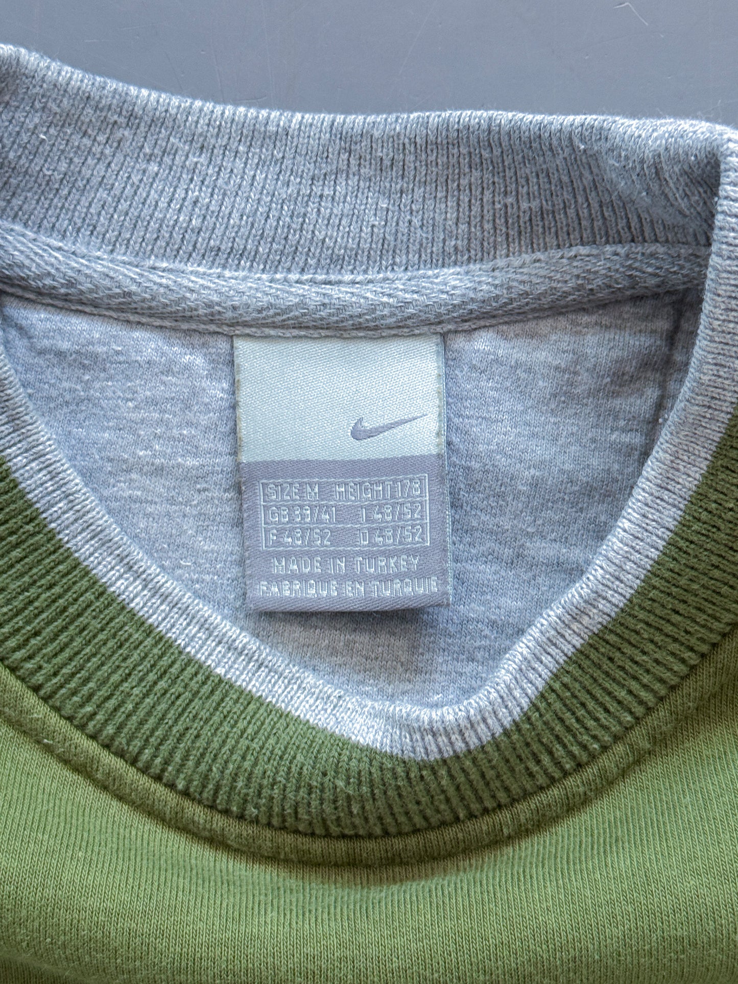 Nike Vintage Pullover | M