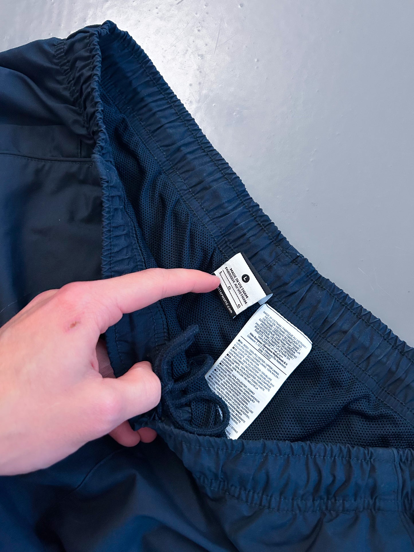 Nike Vintage Trackpants | L