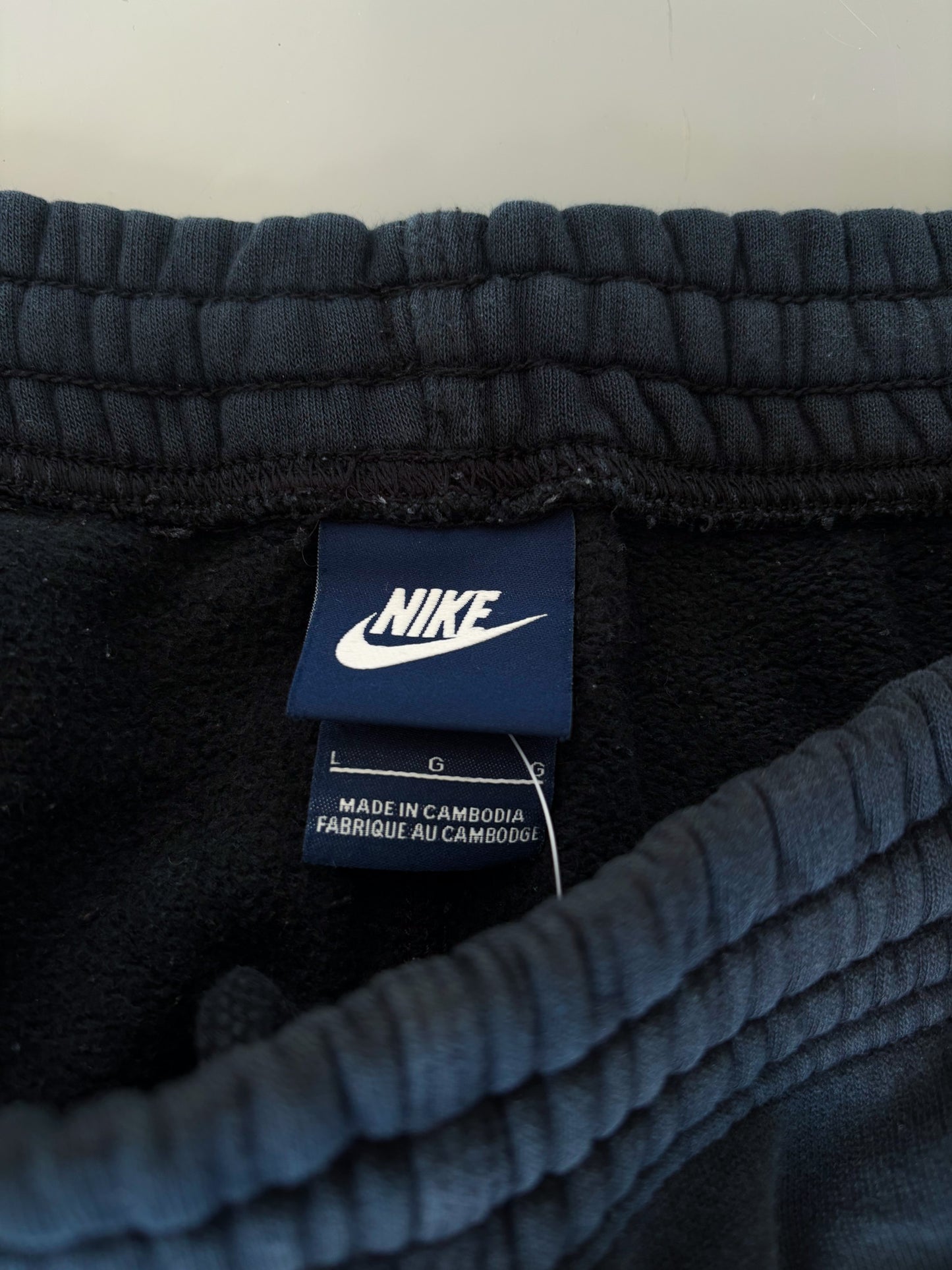 Nike Vintage Trackpants | L